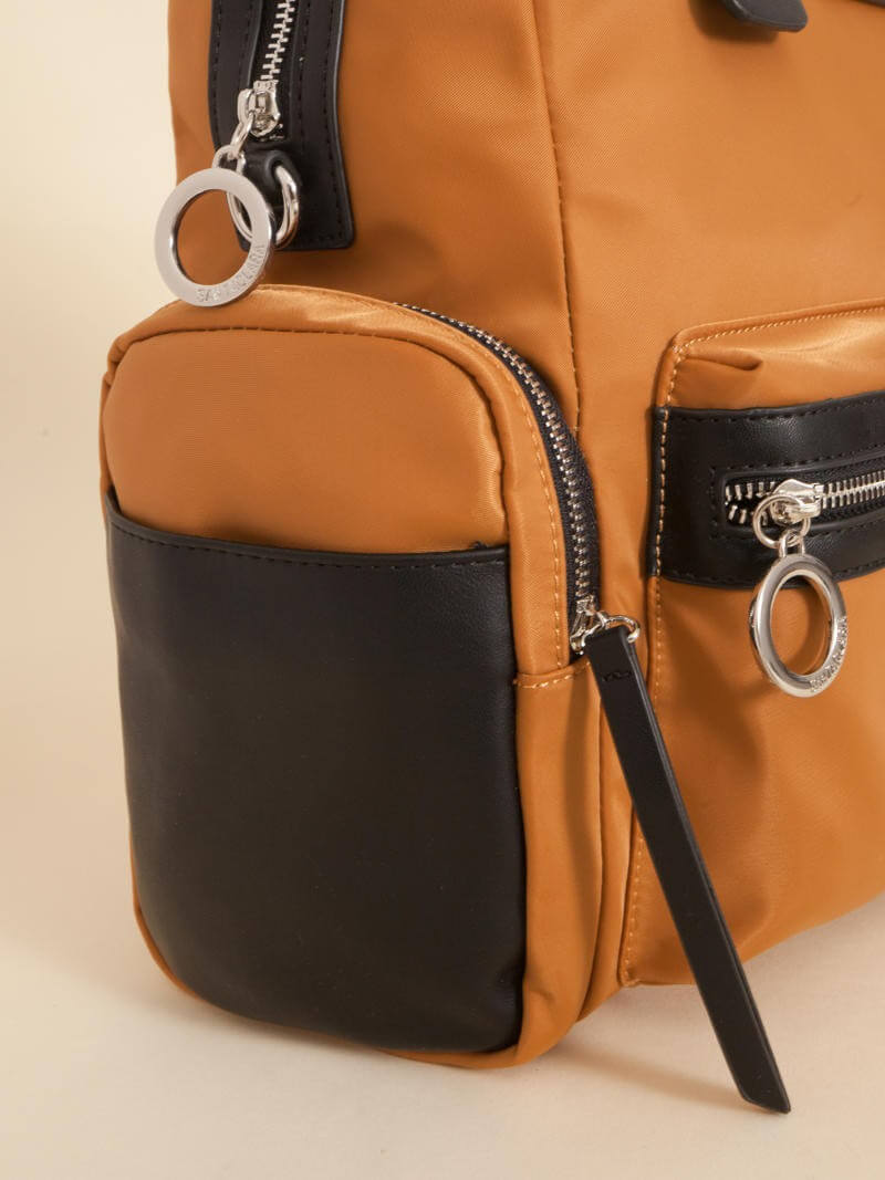 MOCHILA BRUNA