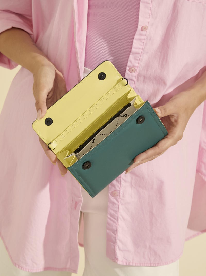 BILLETERA MAXI LEA