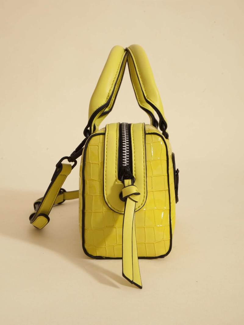 Cartera Baulito Niki Lima De Croco Charol