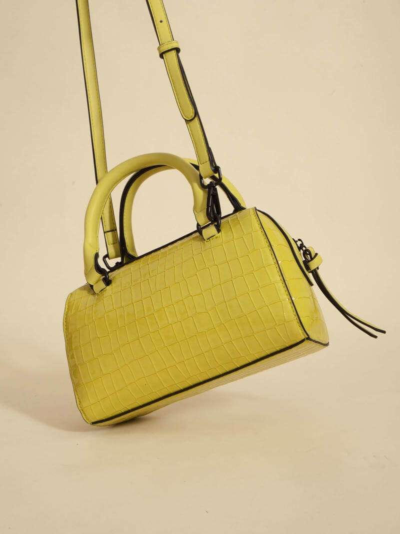 Cartera Baulito Niki Lima De Croco Charol