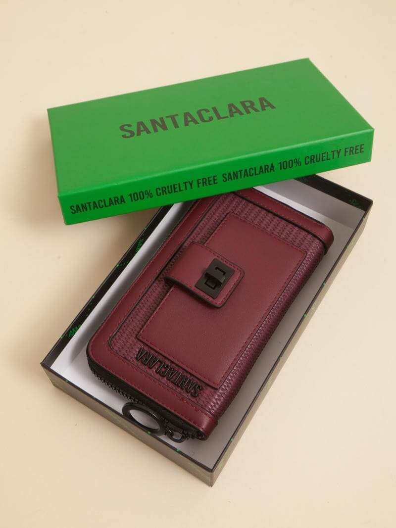 Billetera Lucía  Berenjena