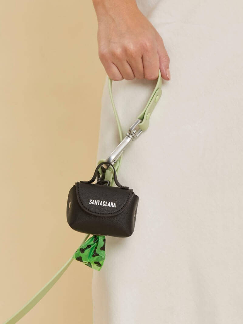 Poop Bag Huella Negro Para Mascotas