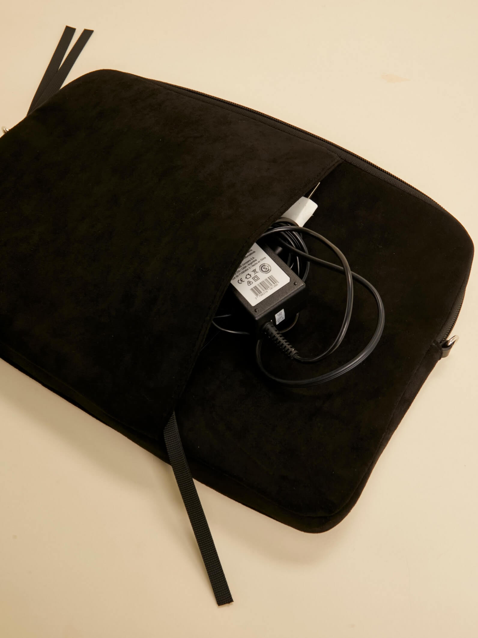 Porta Notebook Lola Negro