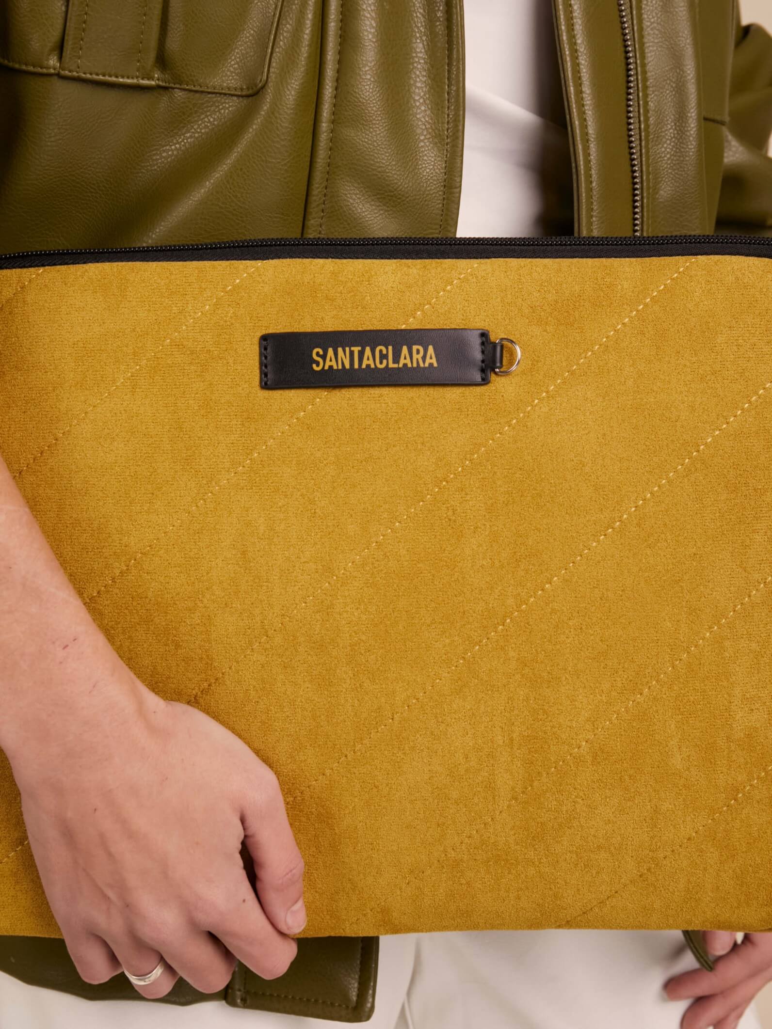 Porta Notebook Lola Oliva