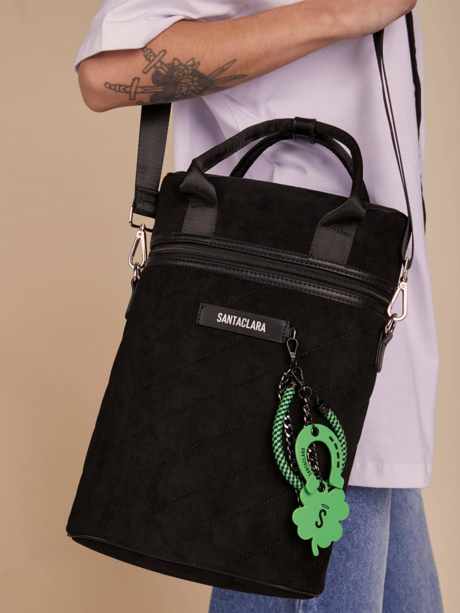 Mochila Matera Lola Negro Efecto Gamuza
