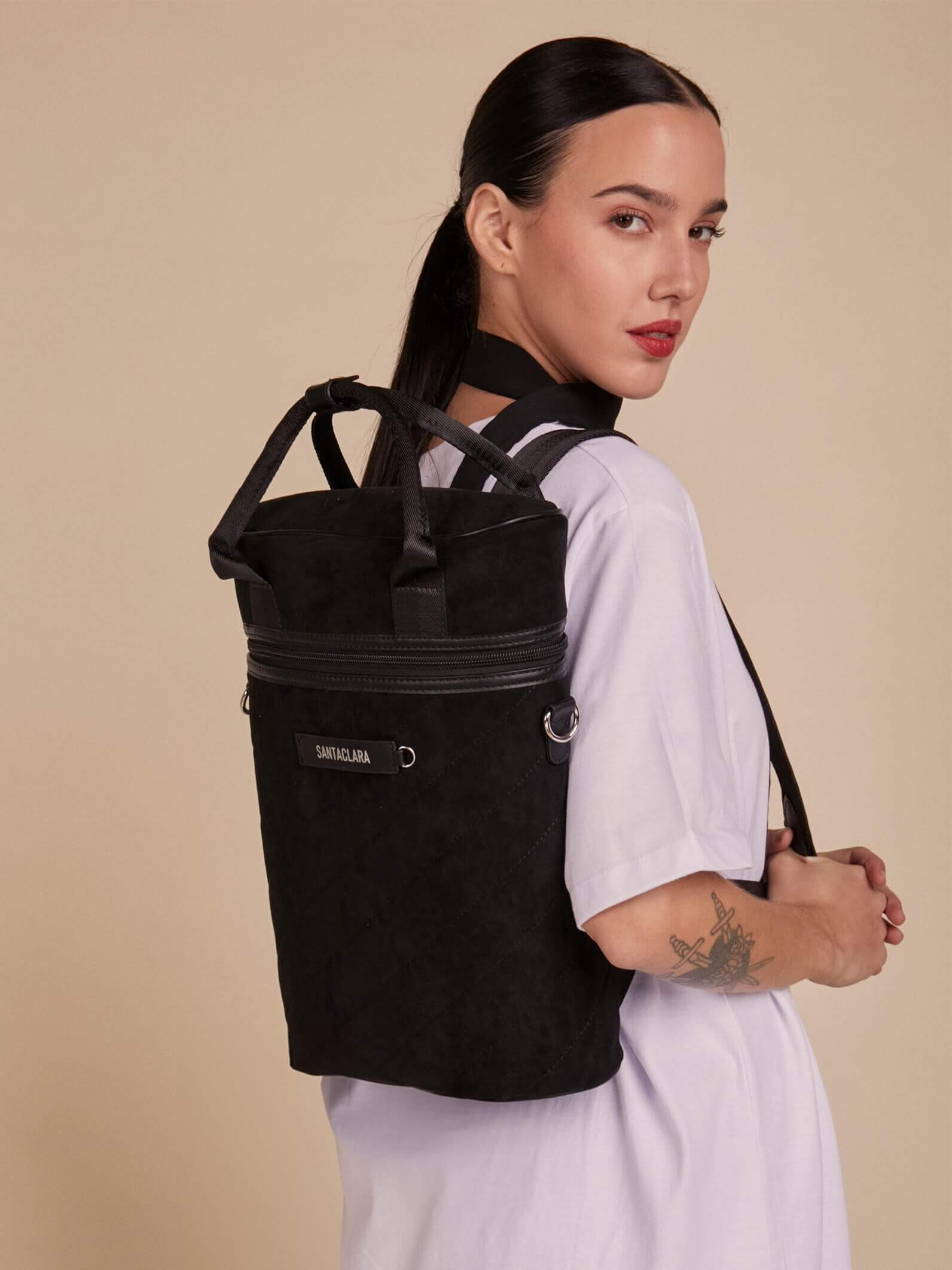 Mochila Matera Lola Negro Efecto Gamuza