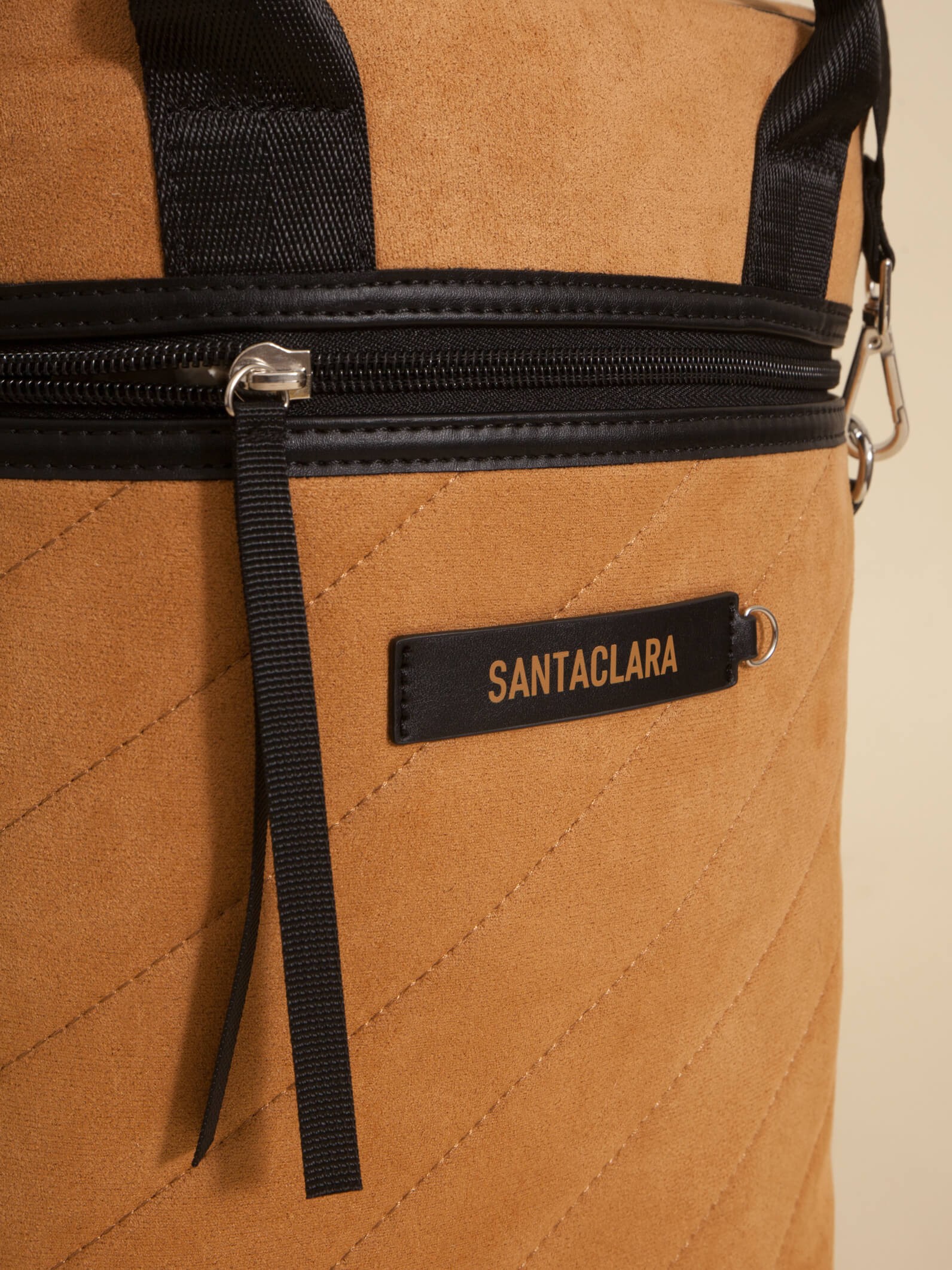 Mochila Matera Lola Camel Efecto Gamuza