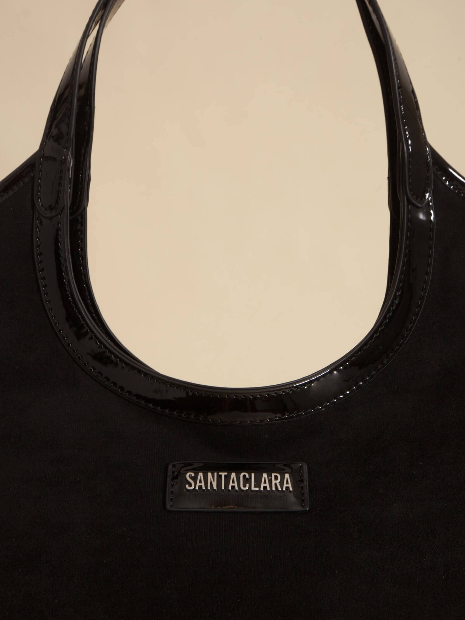 Cartera Shopper Justina Negro Efecto Gamuza