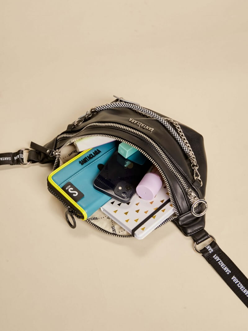 Riñonera Maxi Lucky Charm Negro