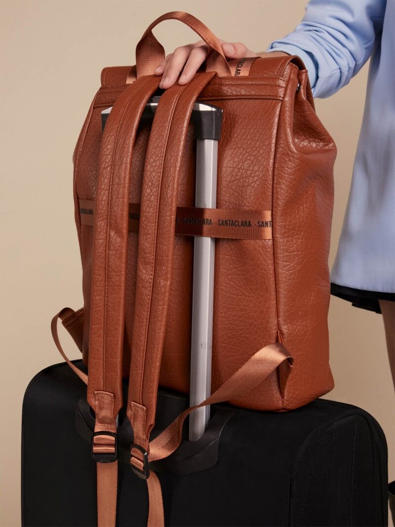 Mochila Ayala Porta Notebook Marrón