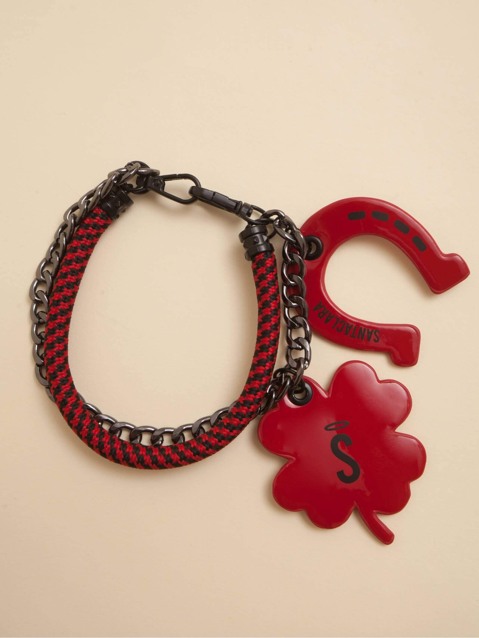 Lucky Charm Rojo