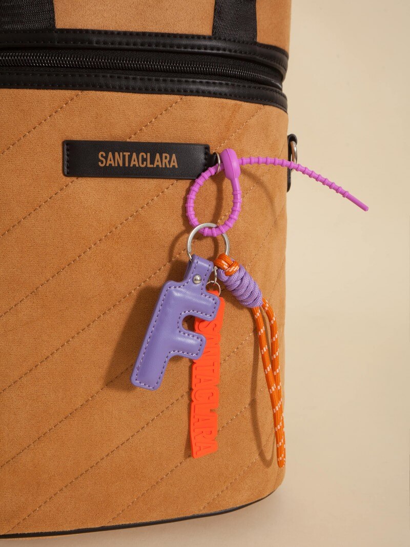 Llavero Y Charm Letra F Multicolor