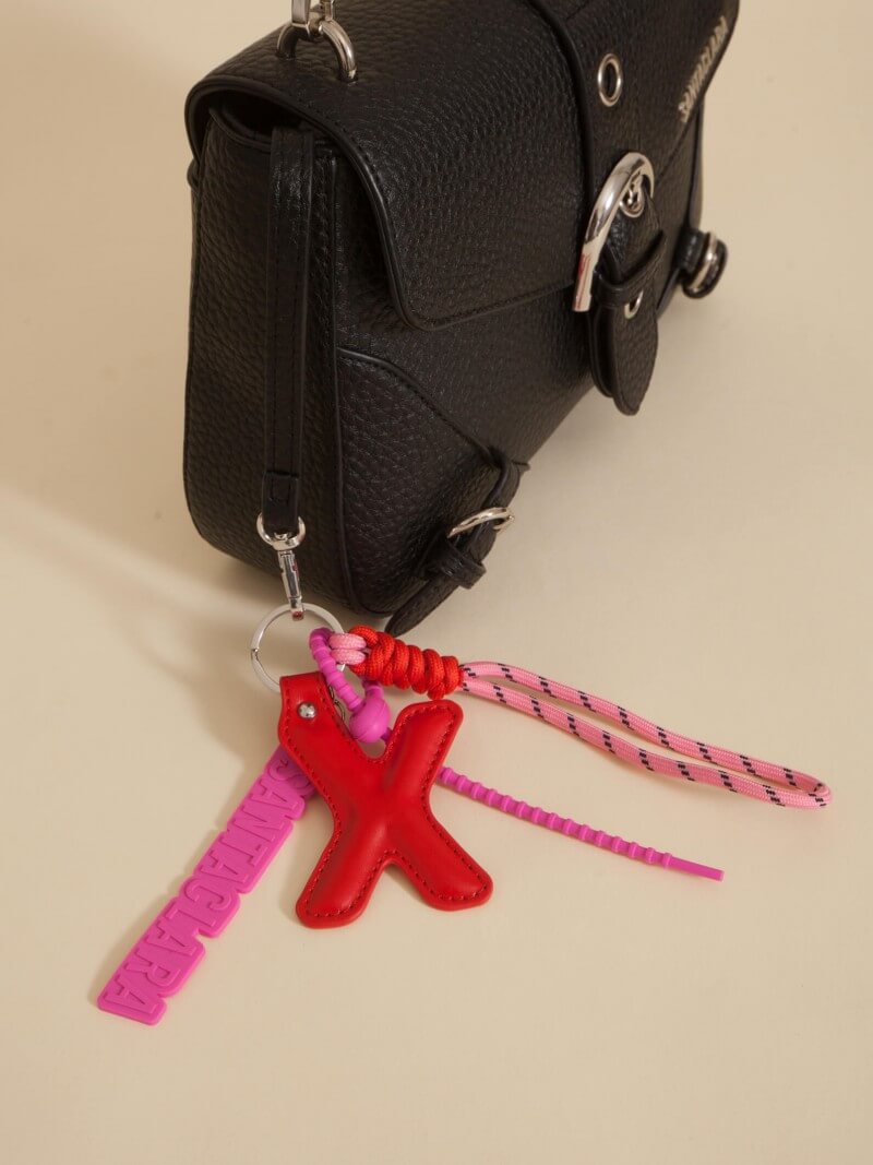 Llavero Y Charm Letra X Multicolor