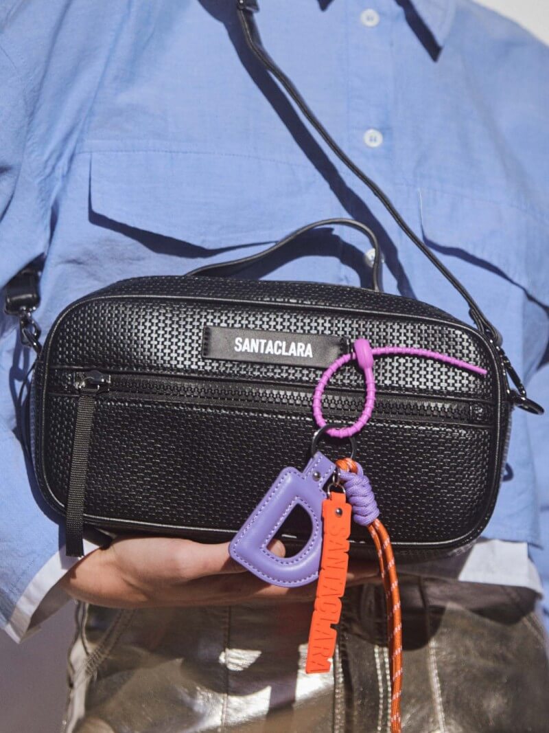 Llavero Y Charm Letra D Multicolor