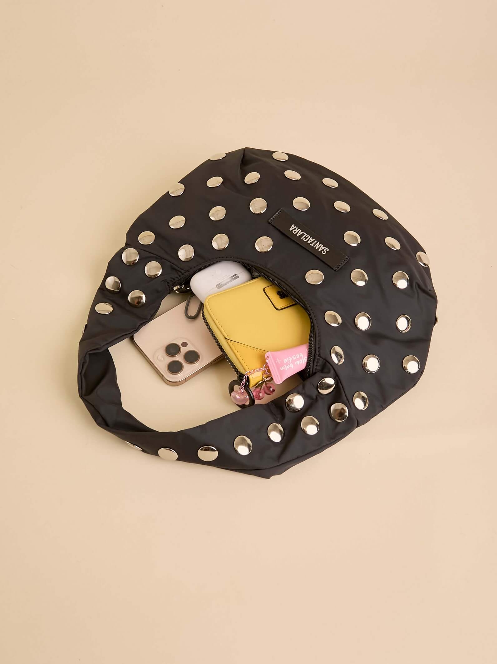 Minibag Magui Negra Con Tachas