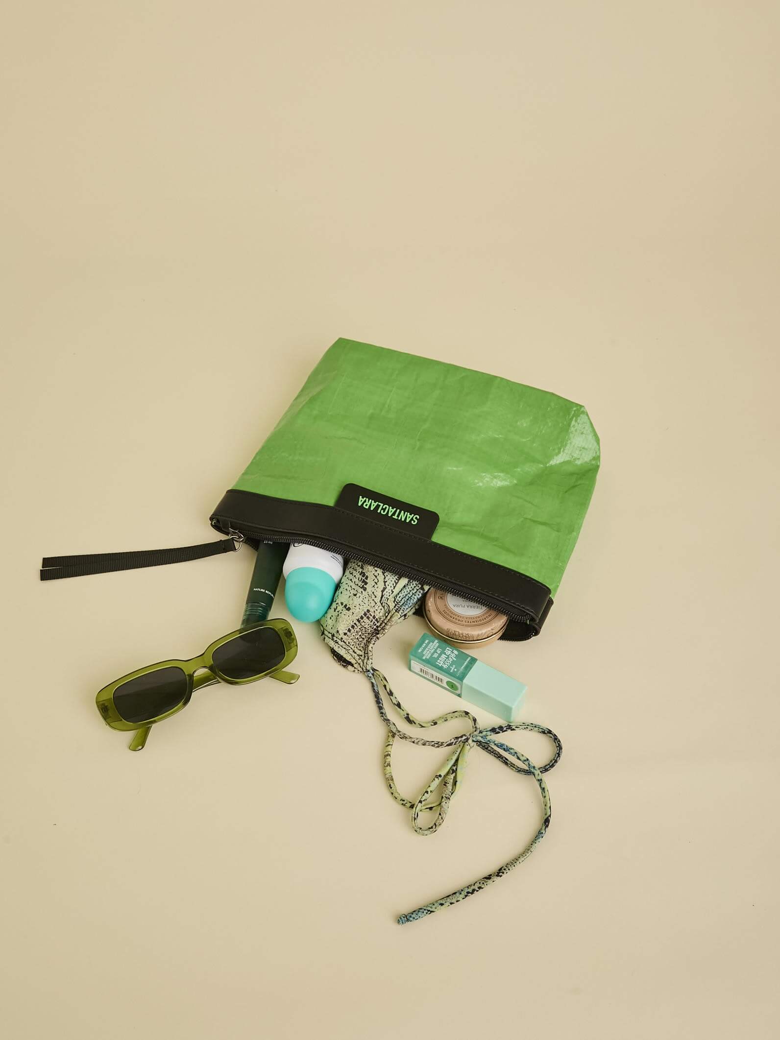 Neceser Nómade Verde Water Friendly