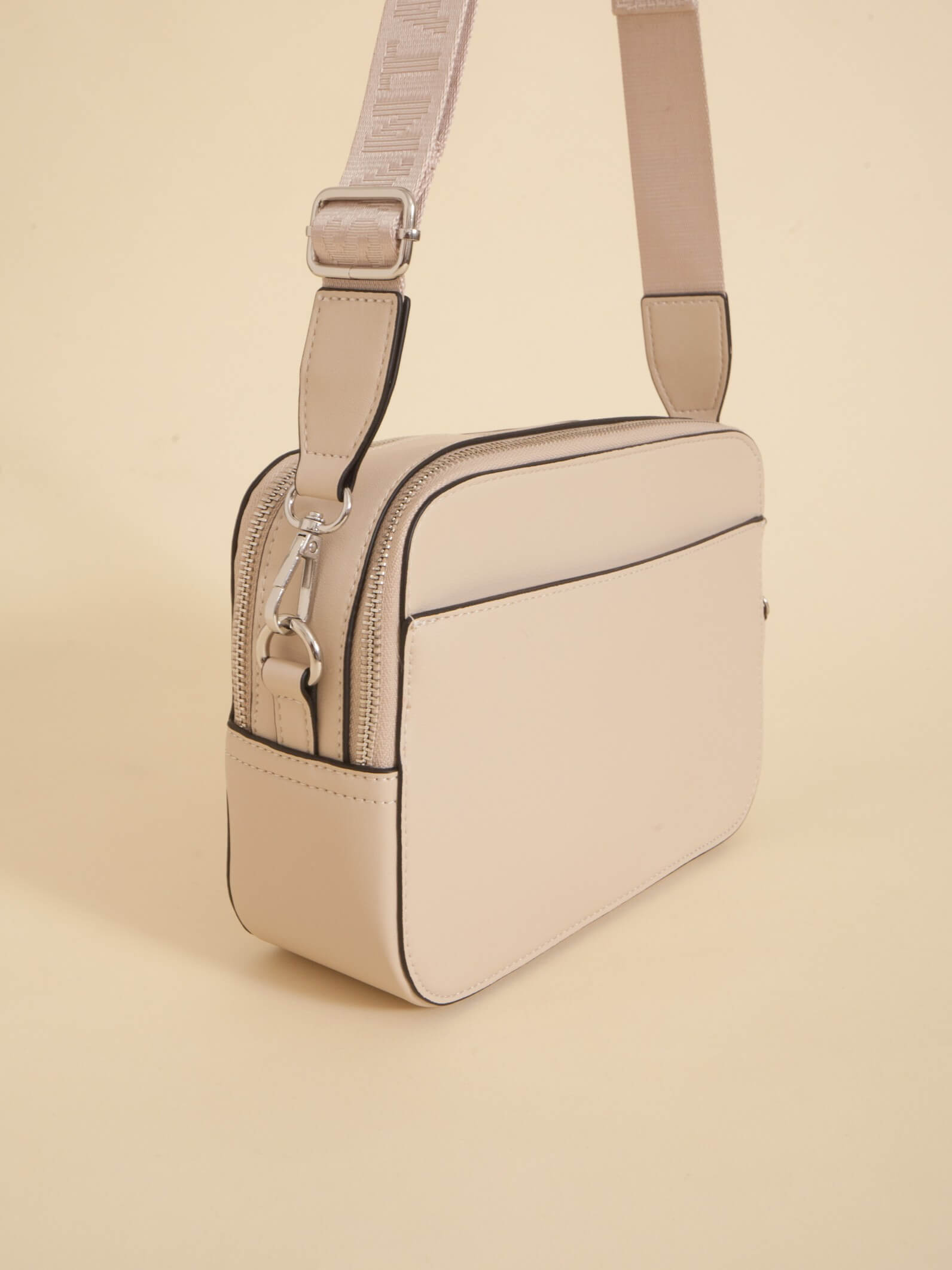 Bandolera Freya Crudo Básica