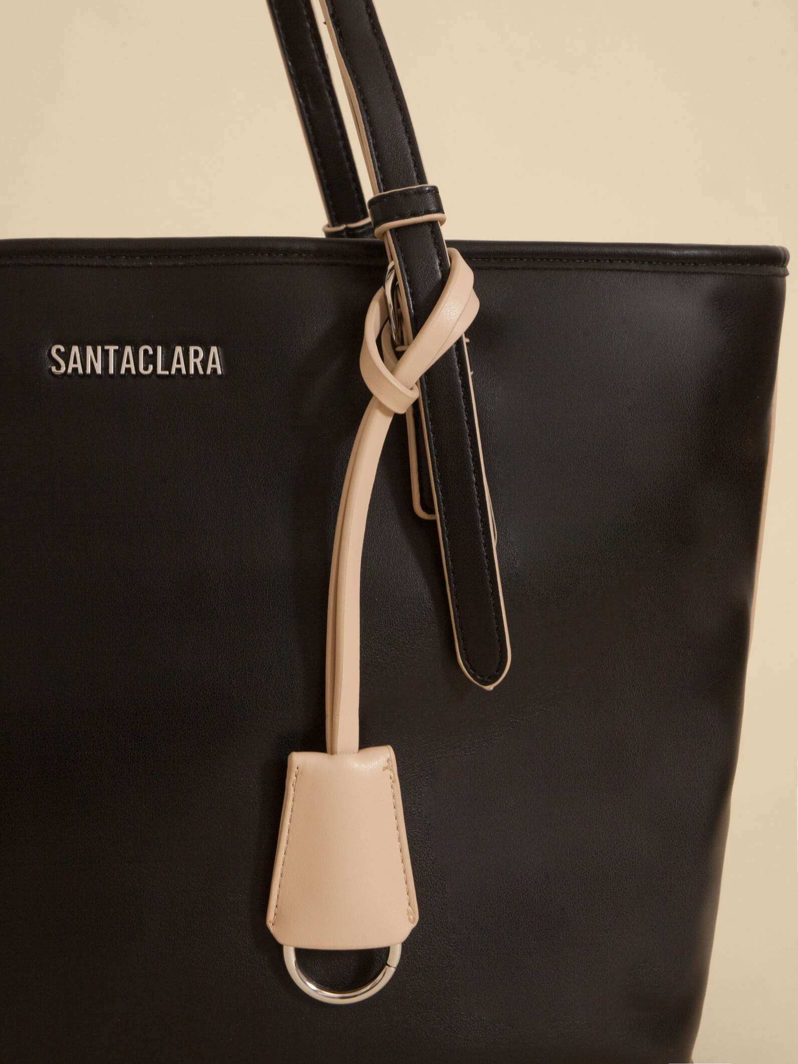 Cartera Shopper Nora Negra Porta Notebook