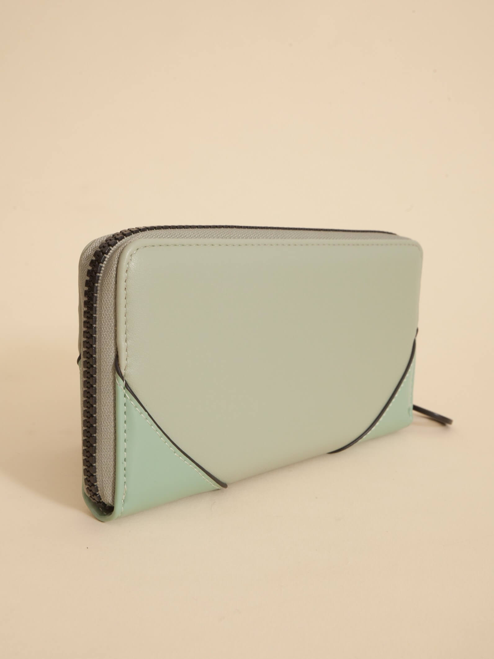 Billetera Jade  Menta Con Bloqueo RFID Anticloning