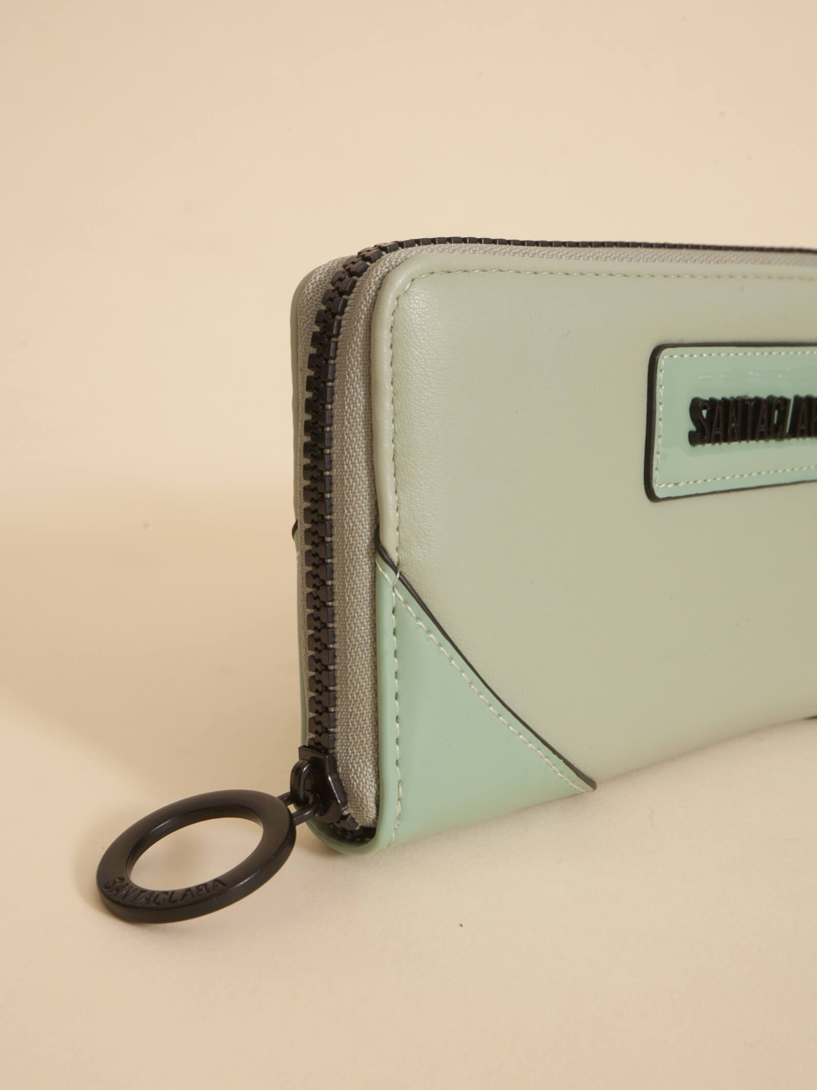 Billetera Jade  Menta Con Bloqueo RFID Anticloning