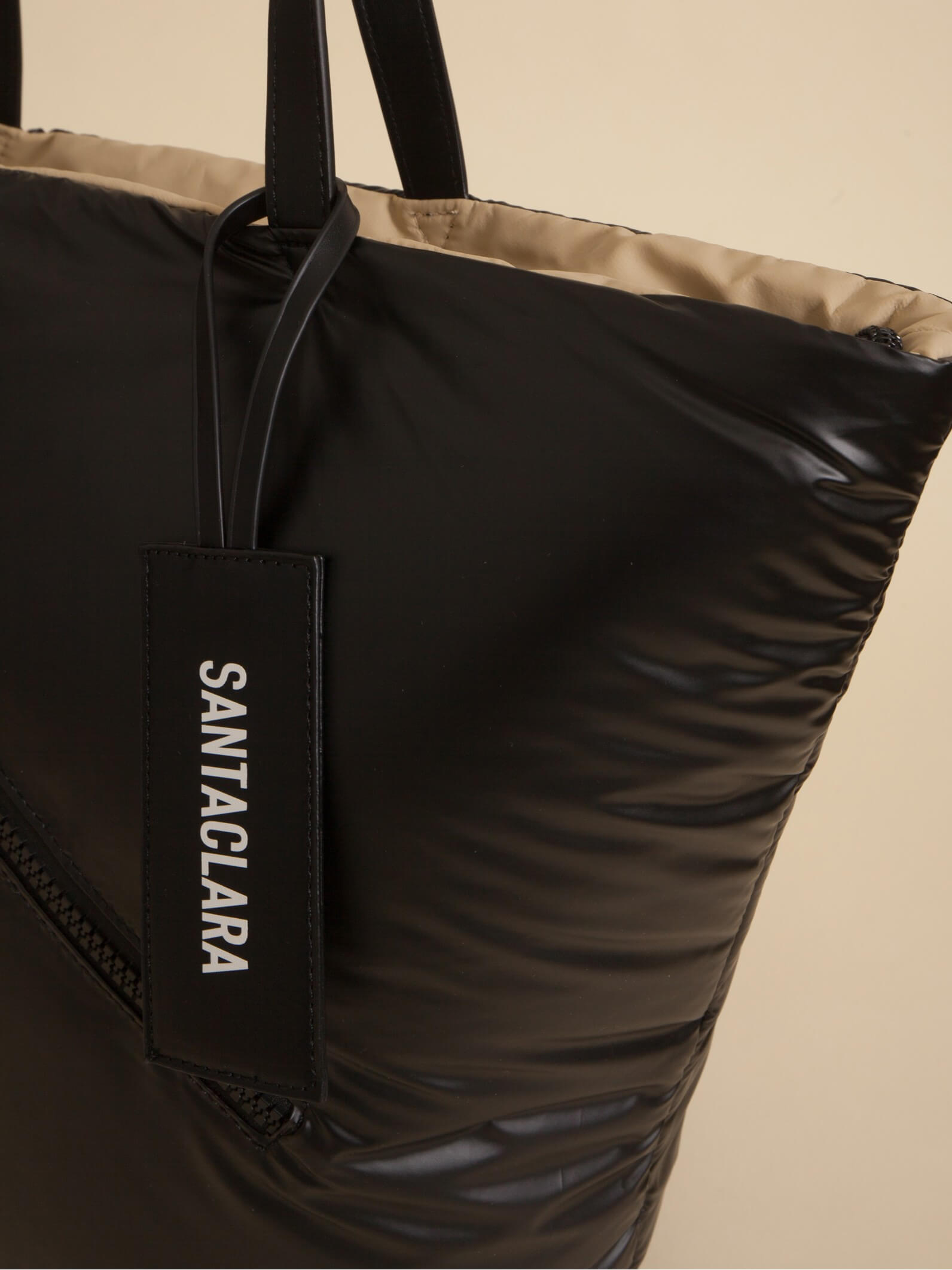 Cartera Shopper Nacar Negro Puffer