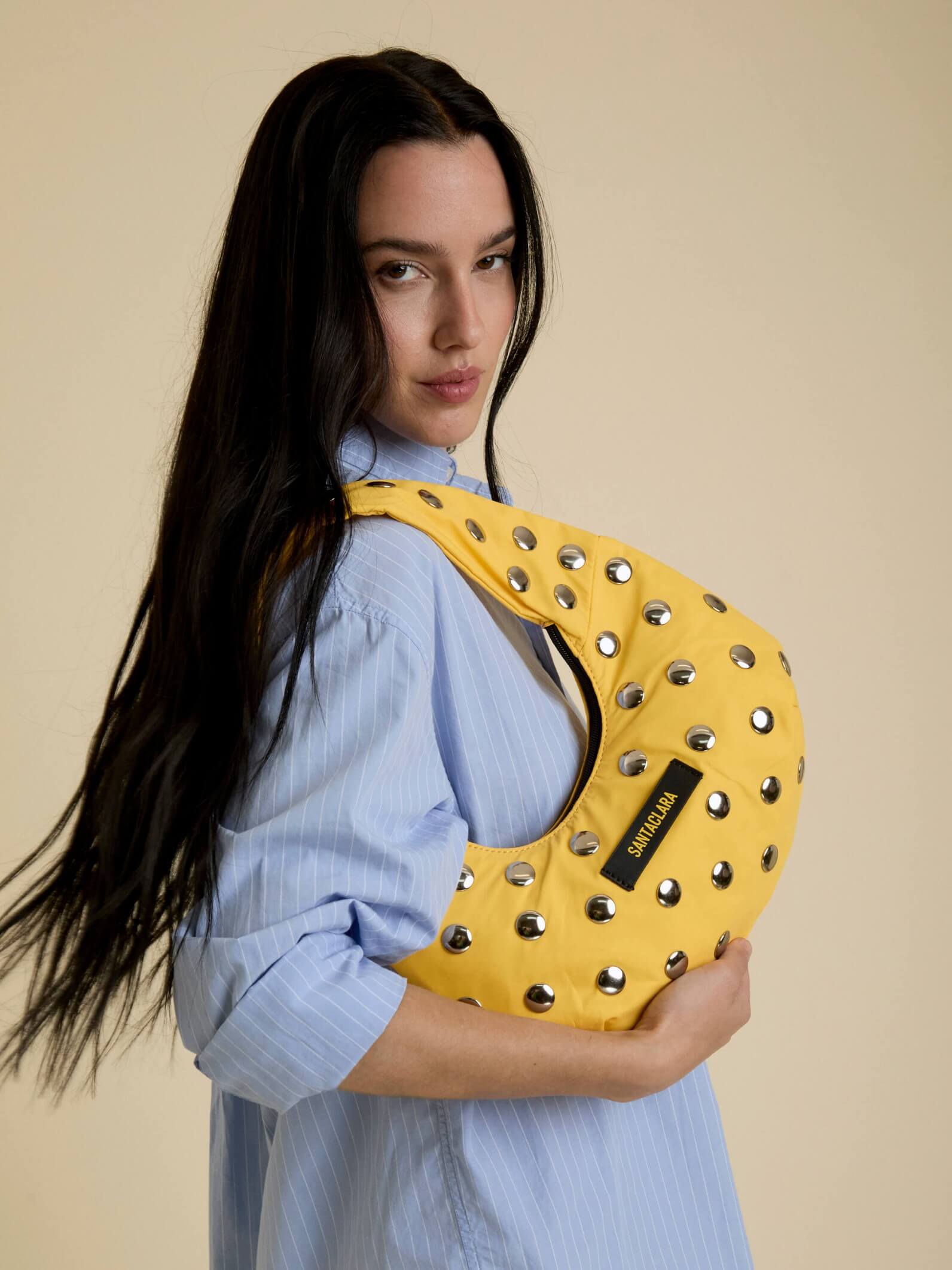 Minibag Magui Amarilla Con Tachas