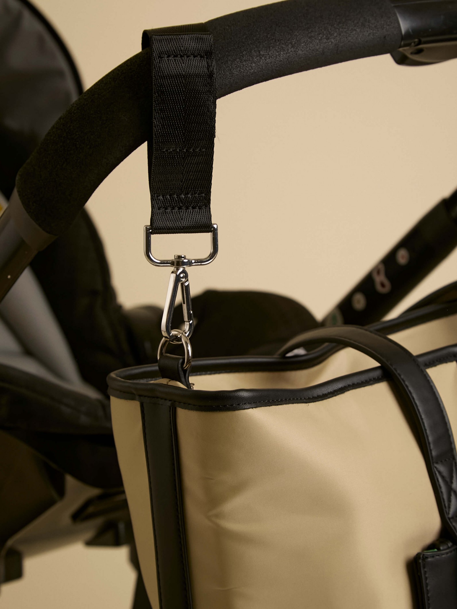 Cartera Maternal Shopper Nido Beige Con Cambiador Incluído