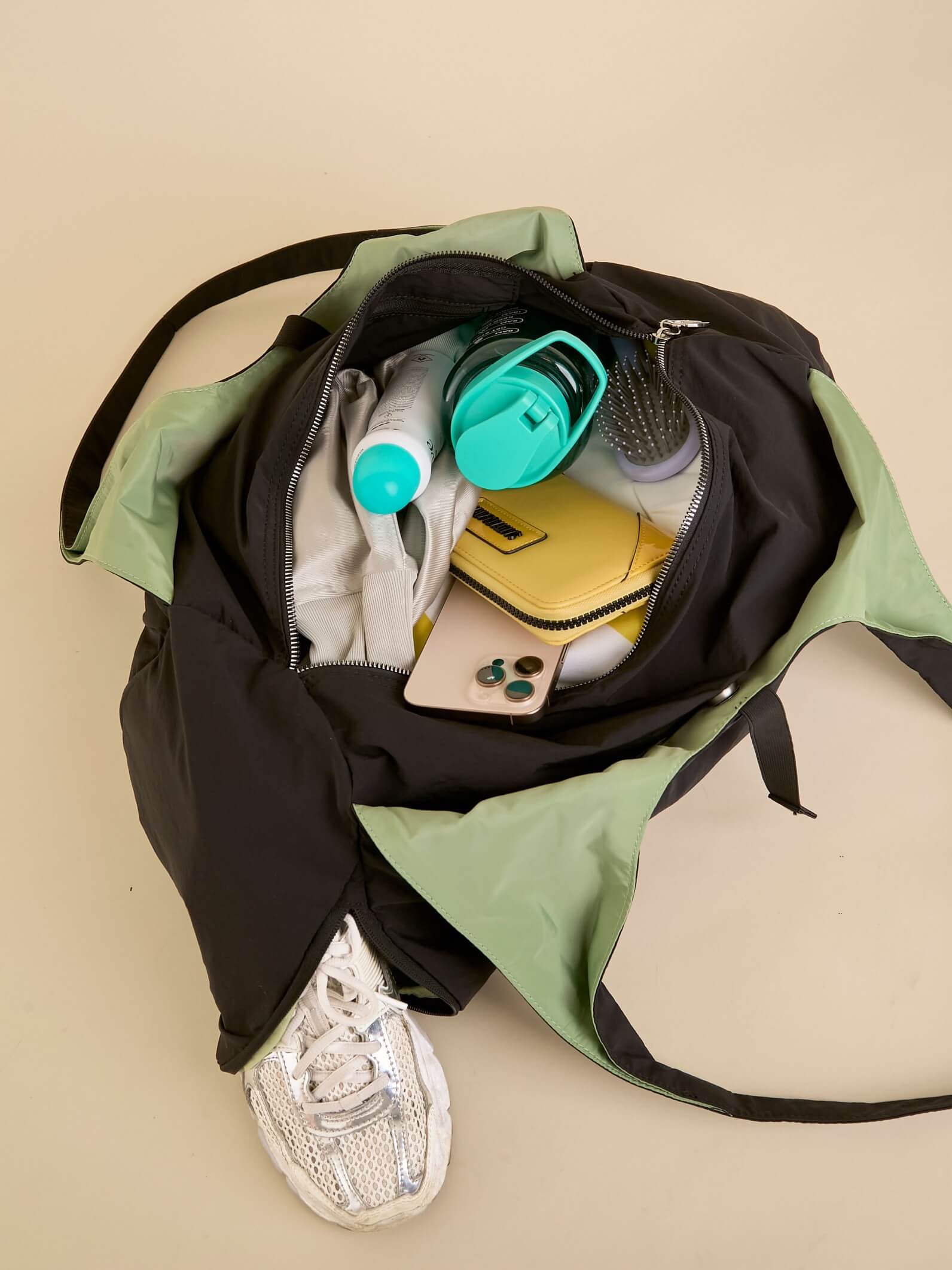 Bolso Aura Negro Porta Mat de Yoga