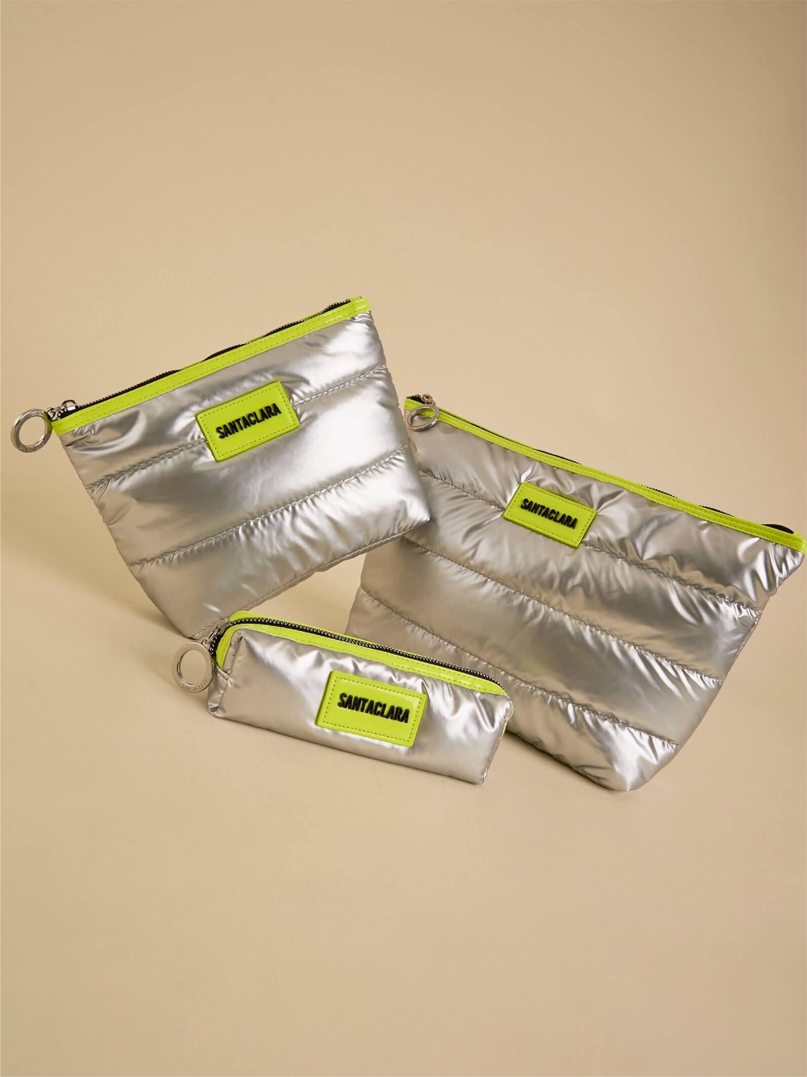 Set de Neceseres x3 Puffer Color Plata