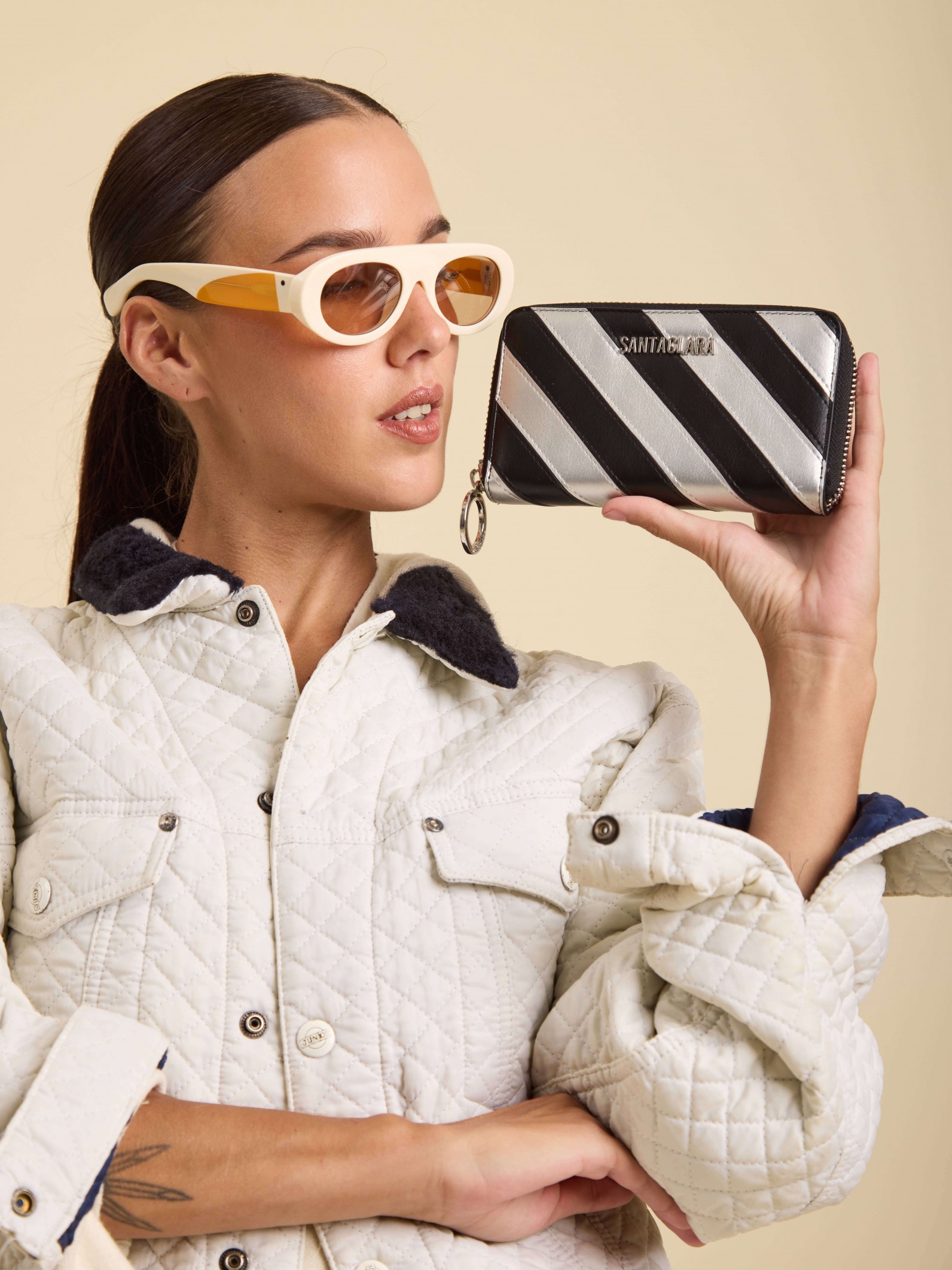 Billetera Stripes Negra