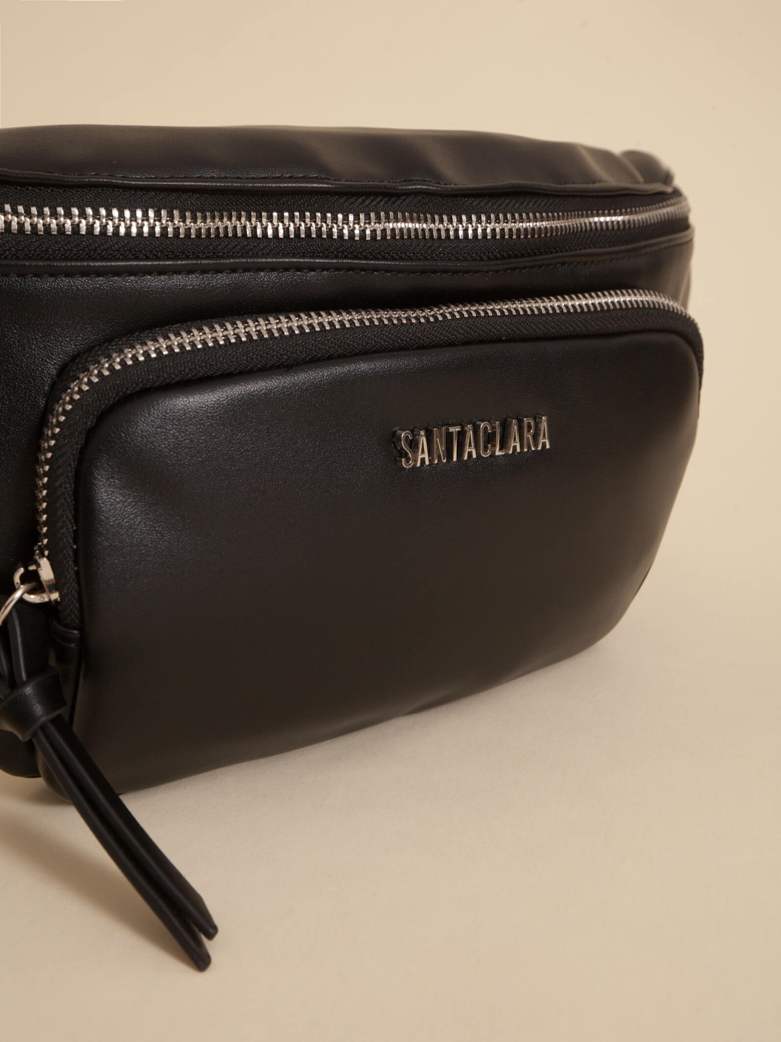 Riñonera Nina Negra