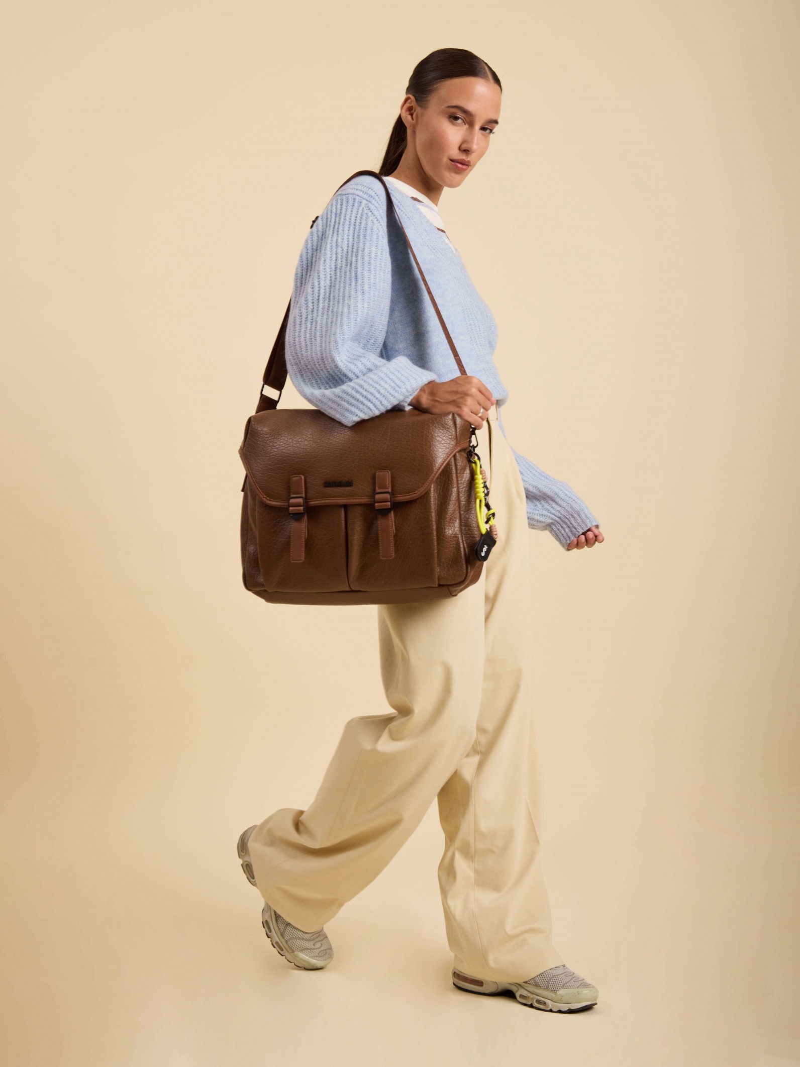 Morral René Chocolate Porta Notebook