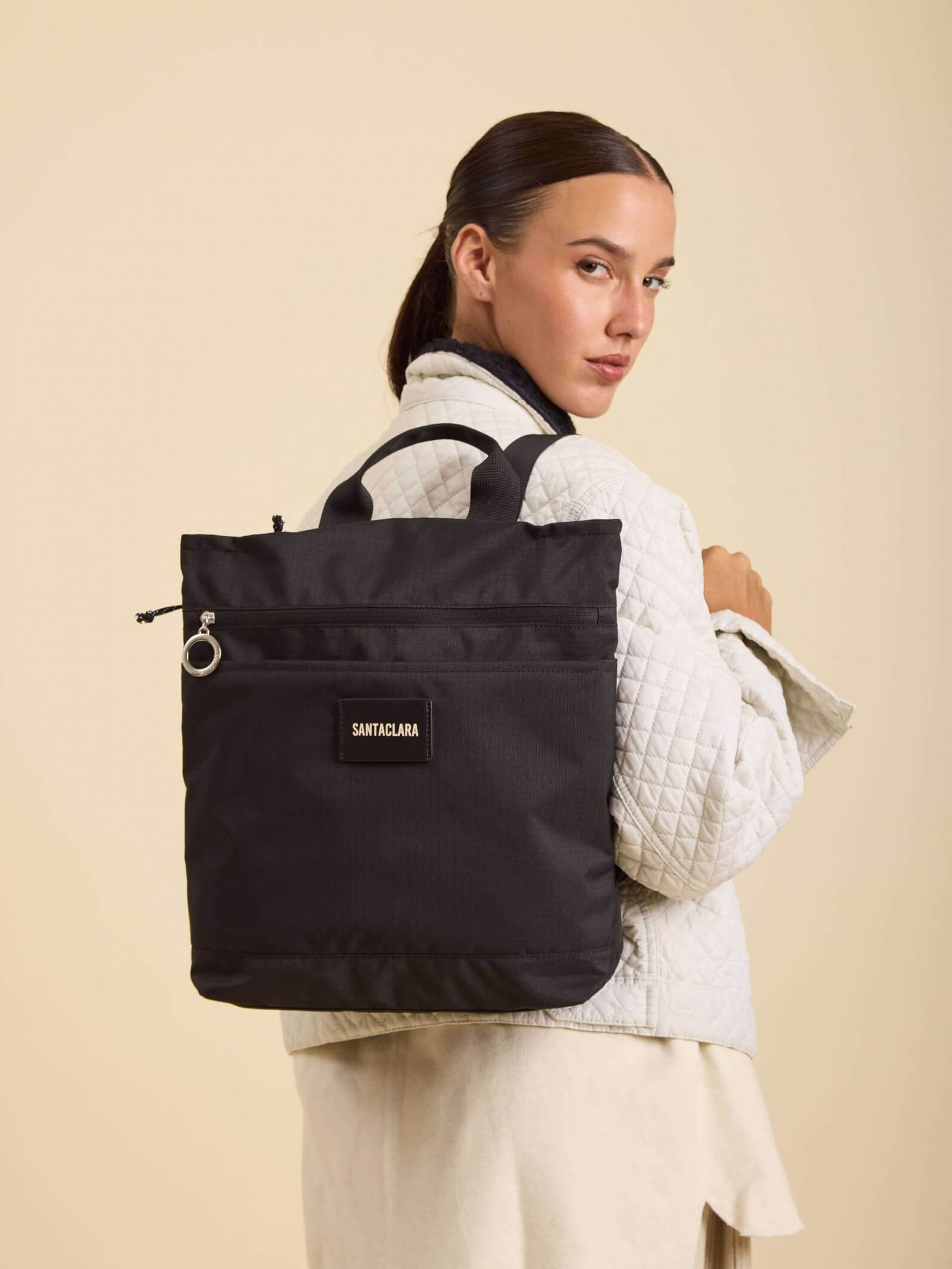 Mochila Dakar Negra Impermeable Porta Tablet