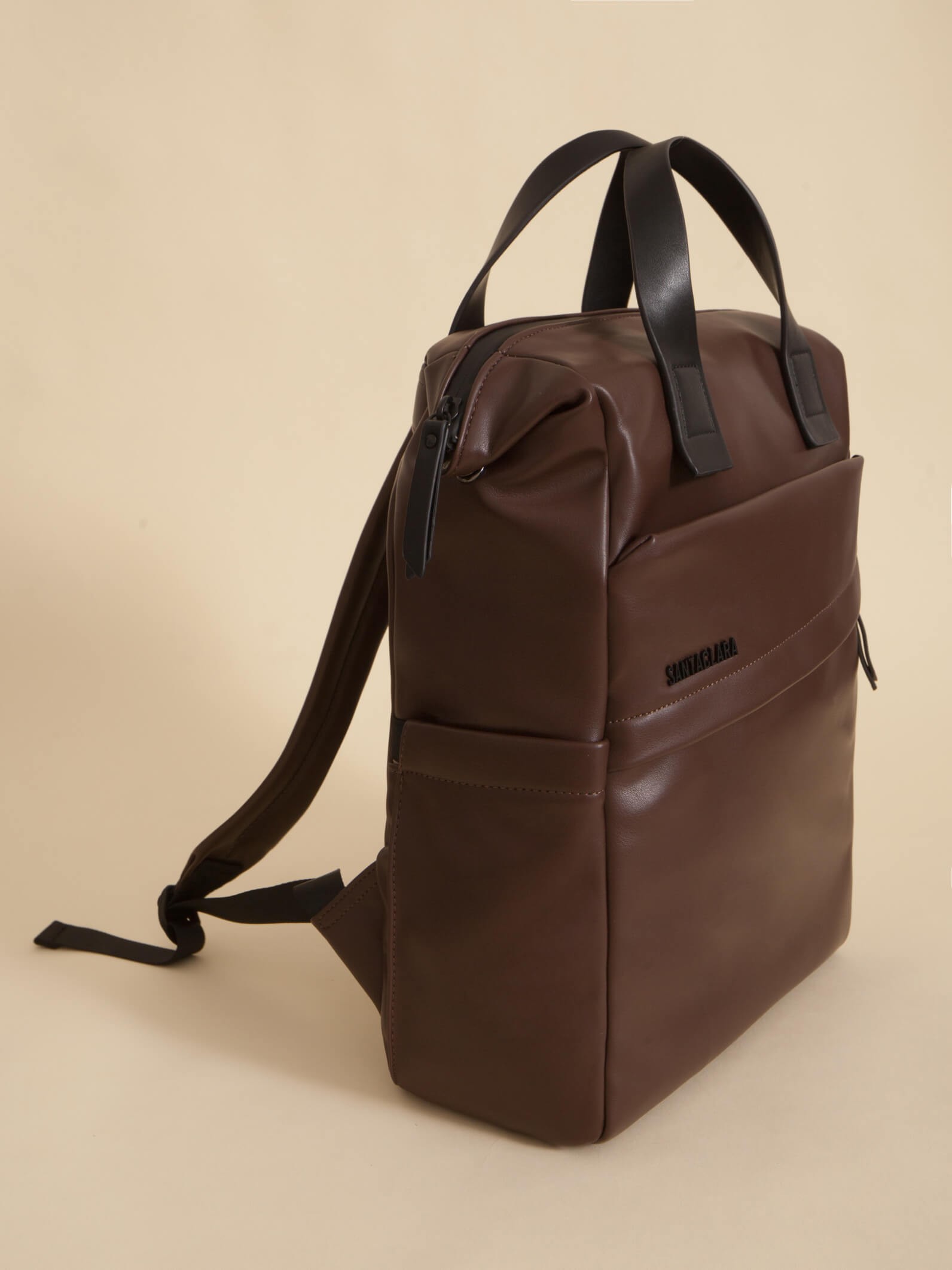 Mochila Bari Chocolate Impermeable Porta Notebook