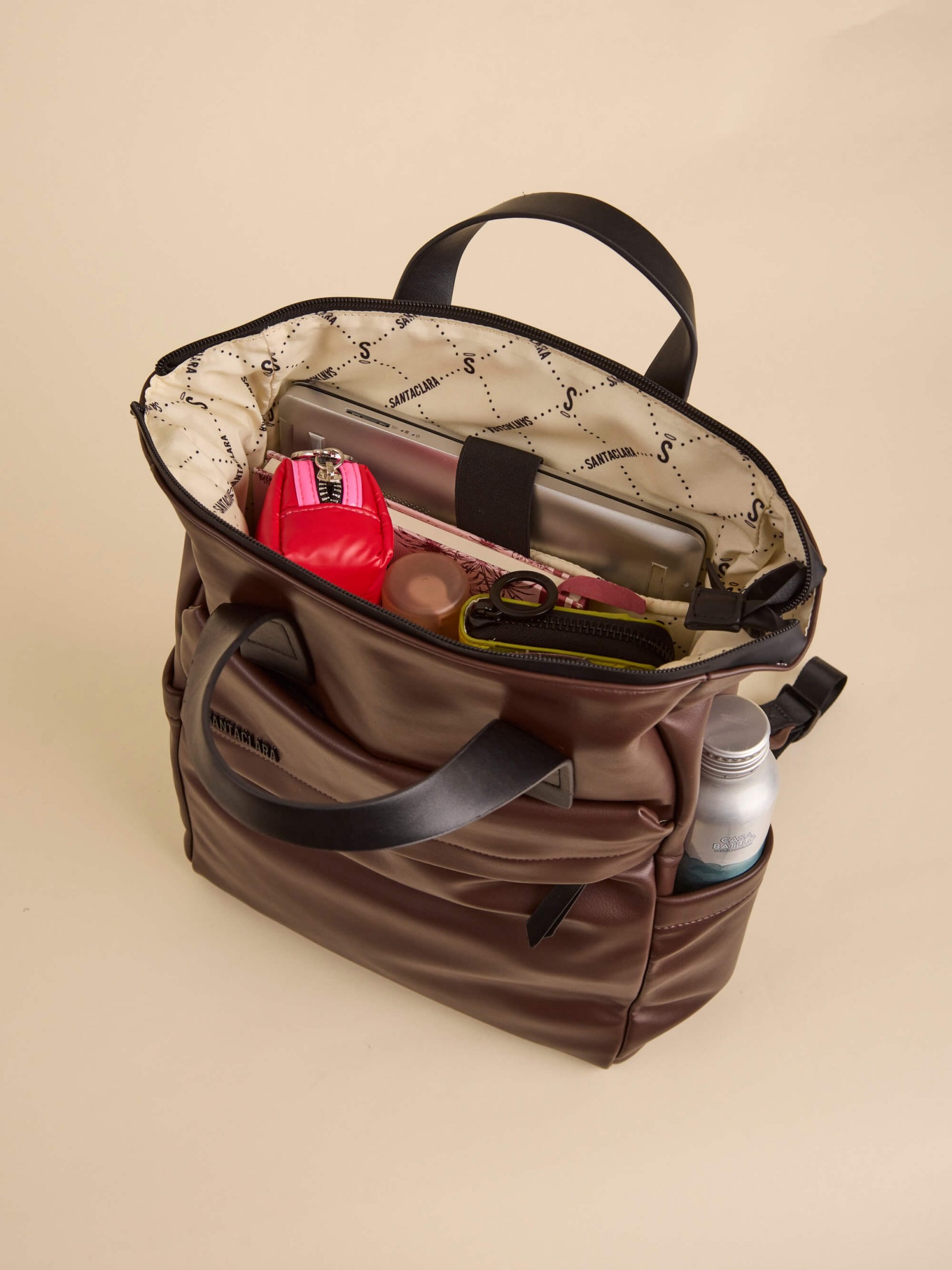 Mochila Bari Chocolate Impermeable Porta Notebook