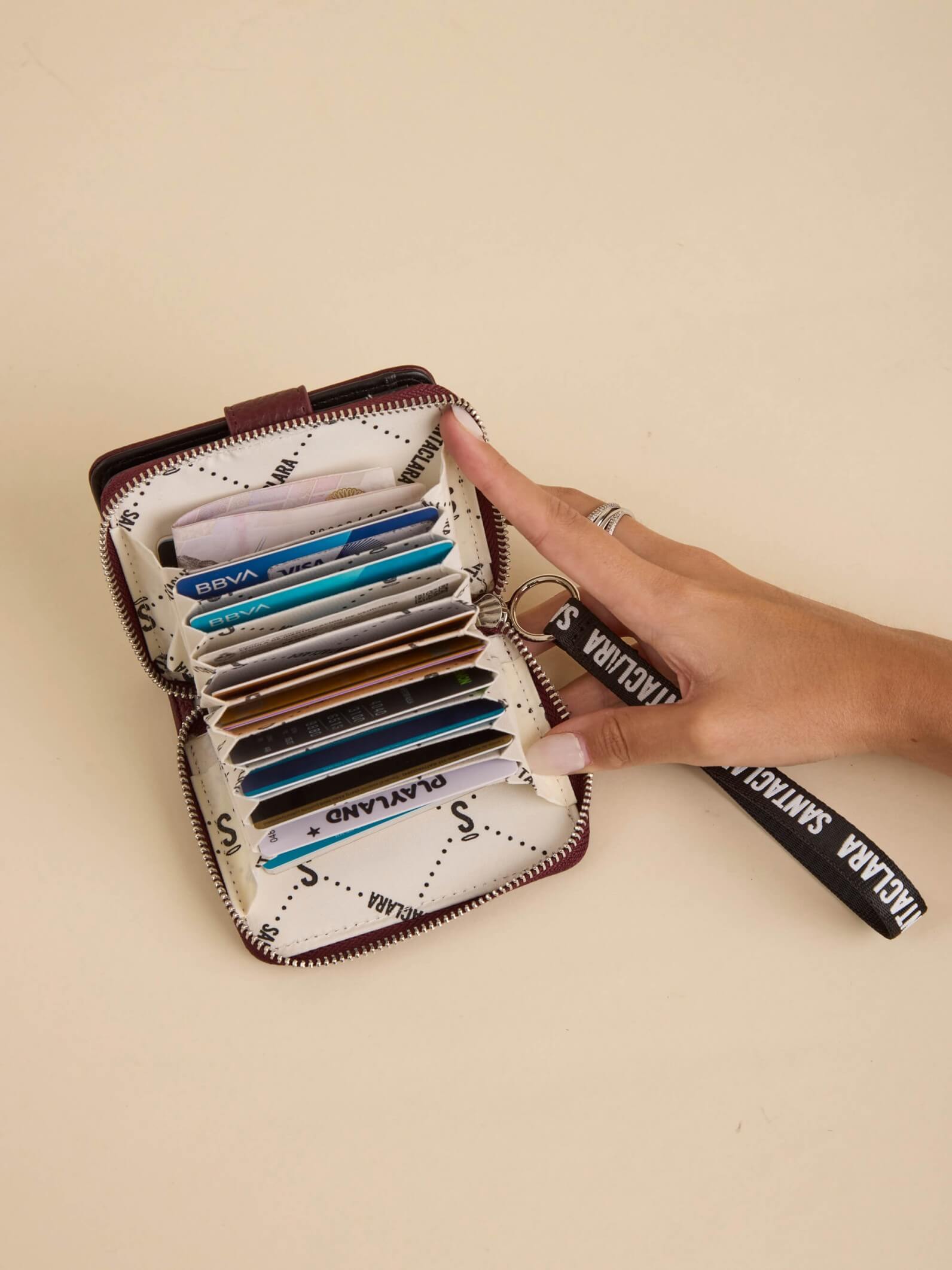 Billetera Tarjetero Amore Uva Anticloning