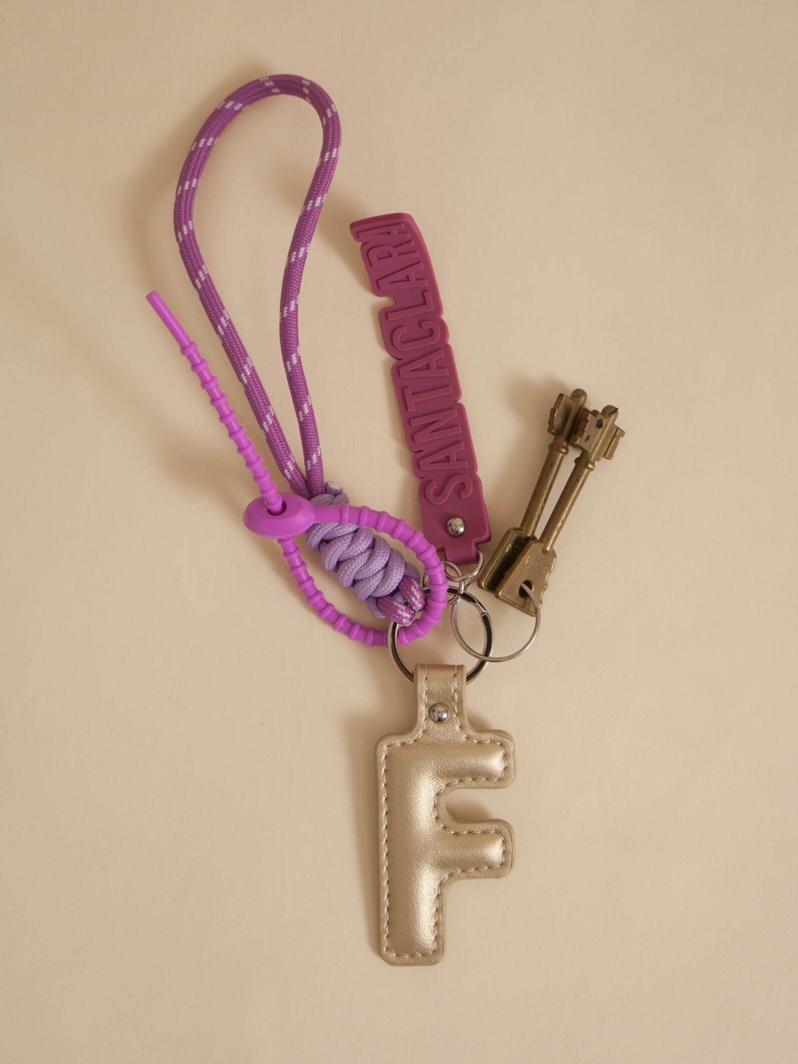 Llavero Y Charm Letra F Multicolor