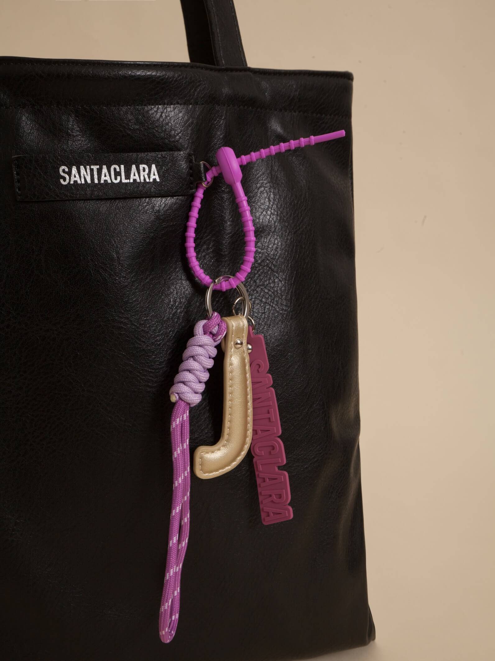 Llavero Y Charm Letra J Multicolor