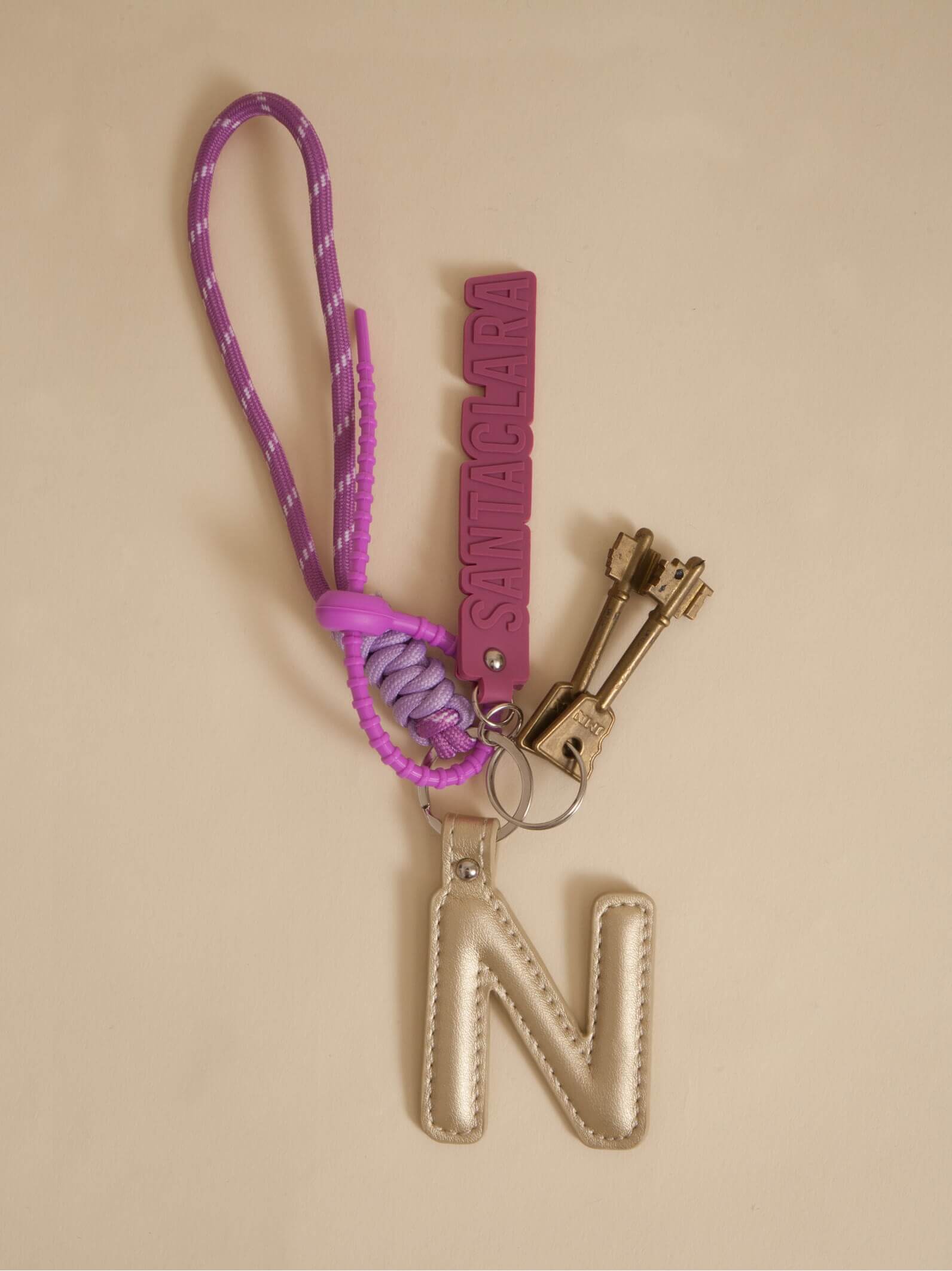 Llavero Y Charm Letra N Multicolor