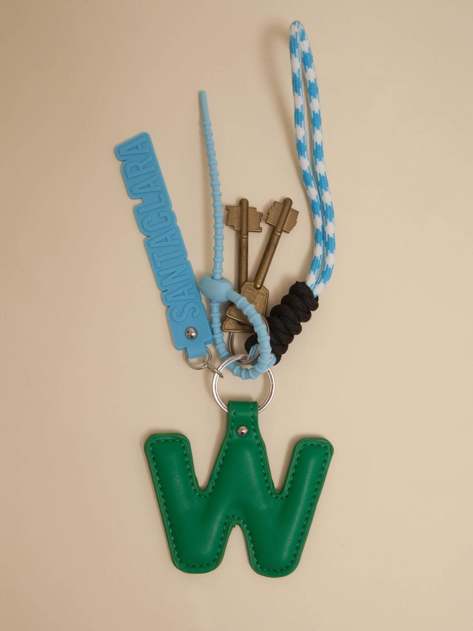 Llavero Y Charm Letra W Multicolor