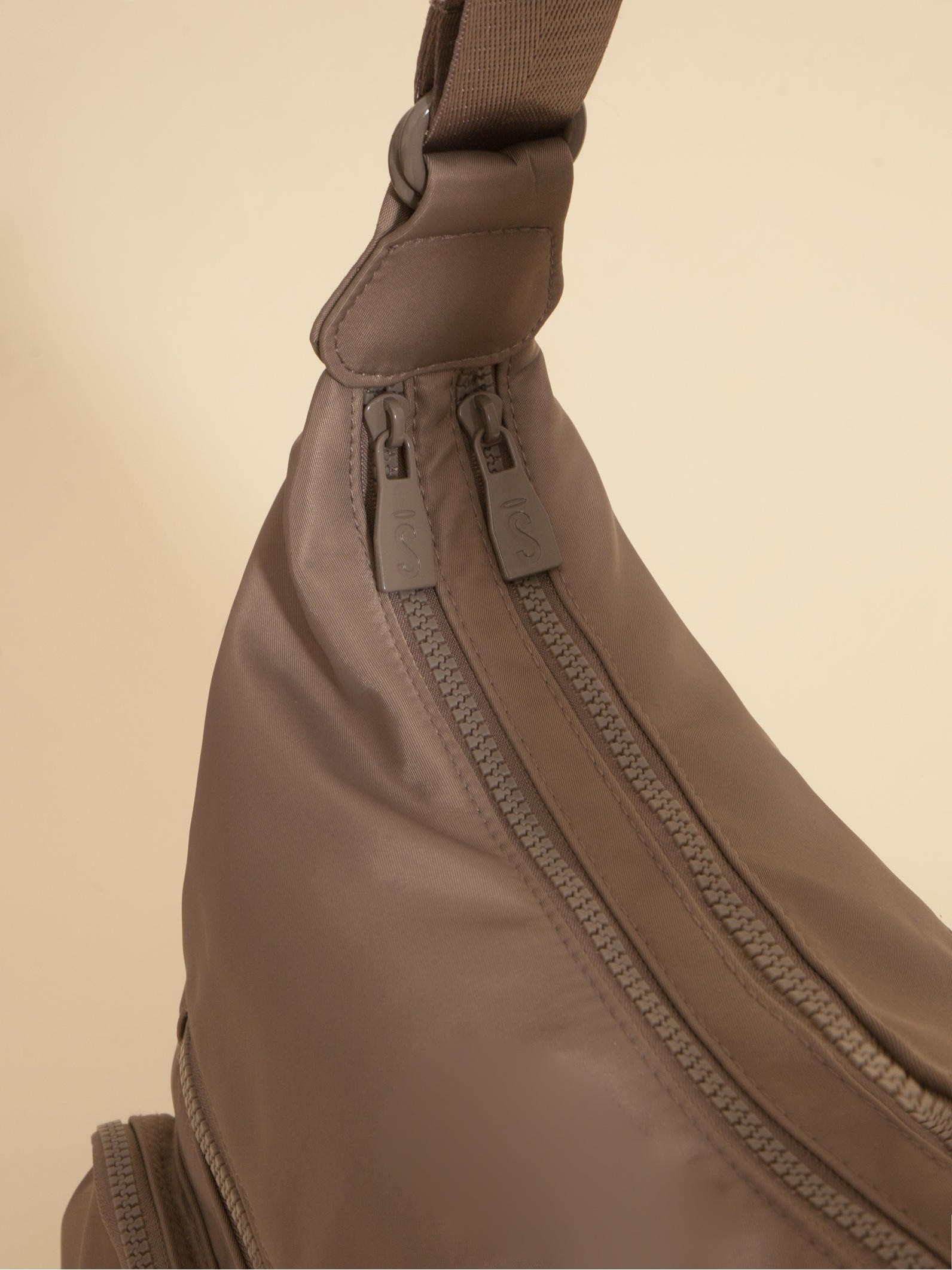 Cartera Mochila Go 3 en 1 Beige Porta Notebook