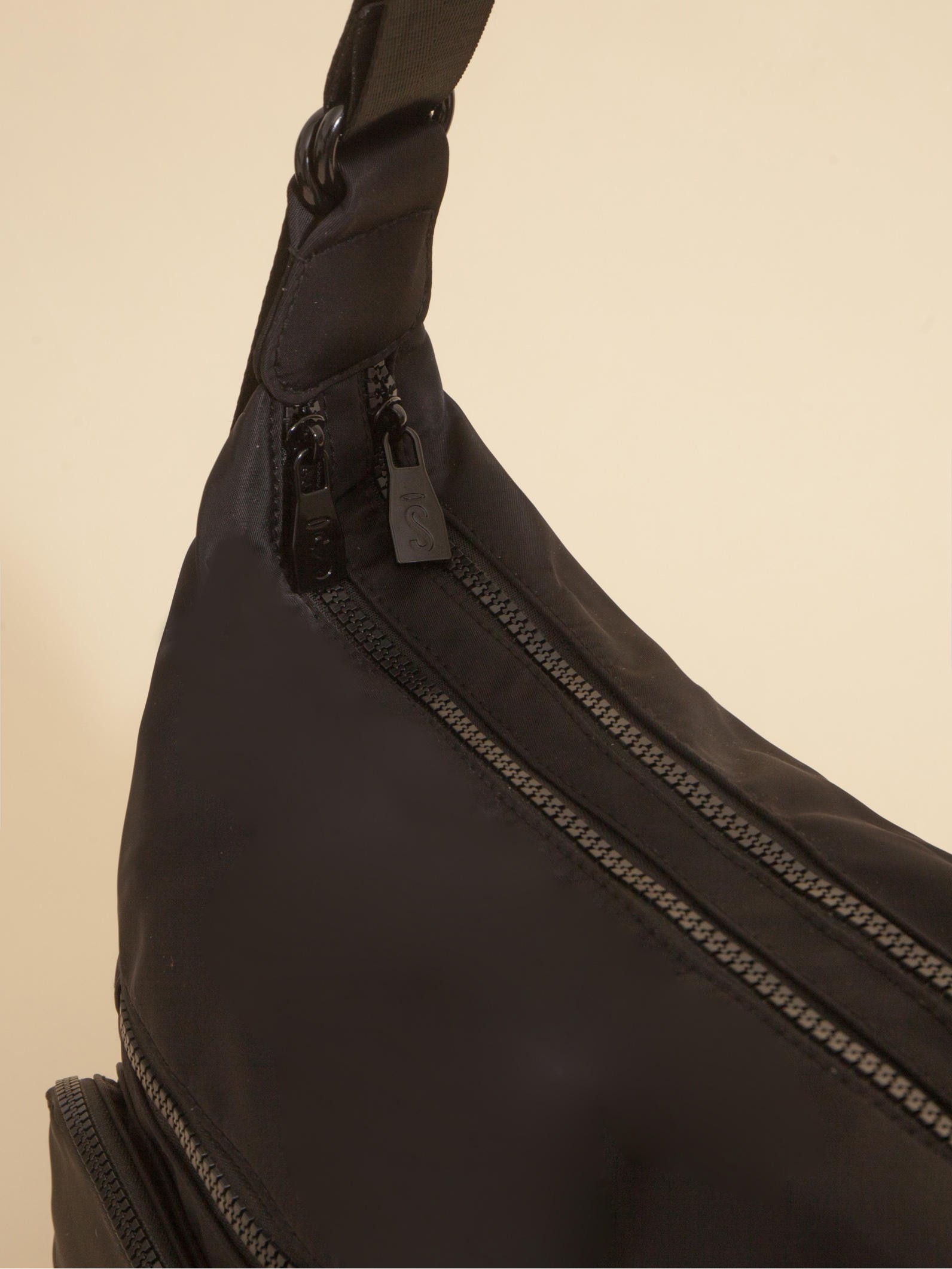 Cartera Mochila Go 3 en 1 Negro Porta Notebook