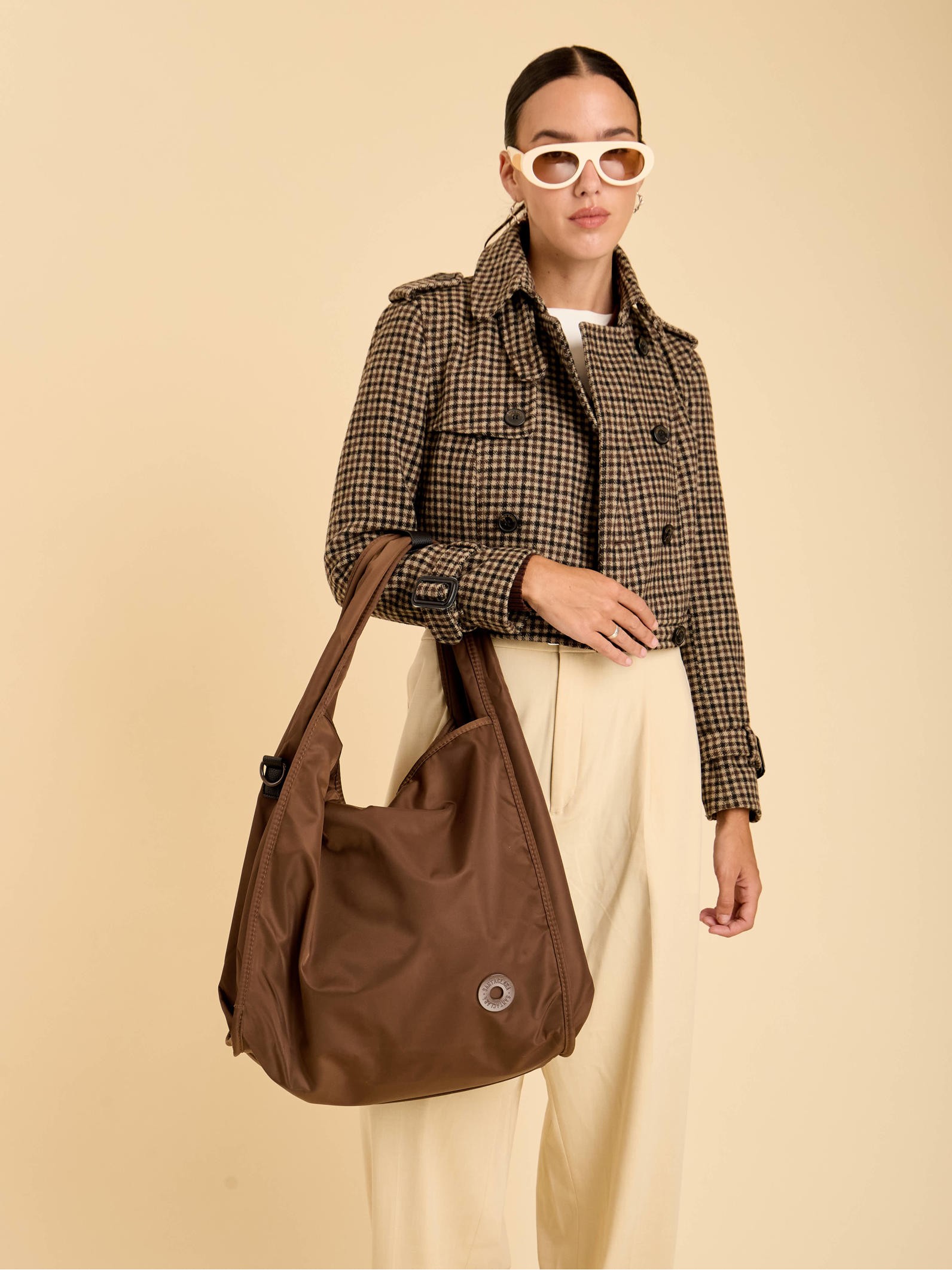 Cartera Hobo Liviana Go Chocolate