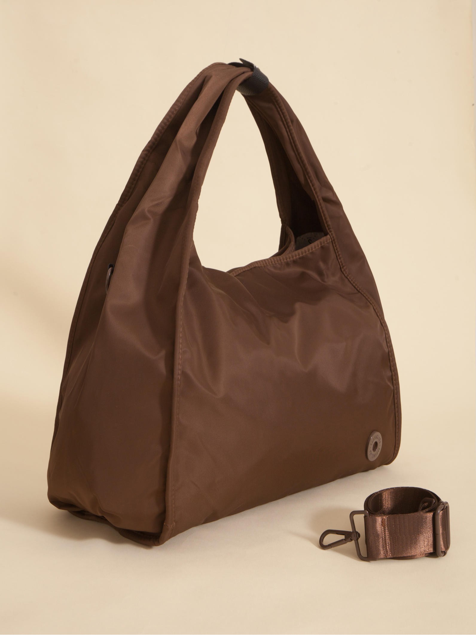 Cartera Hobo Liviana Go Chocolate
