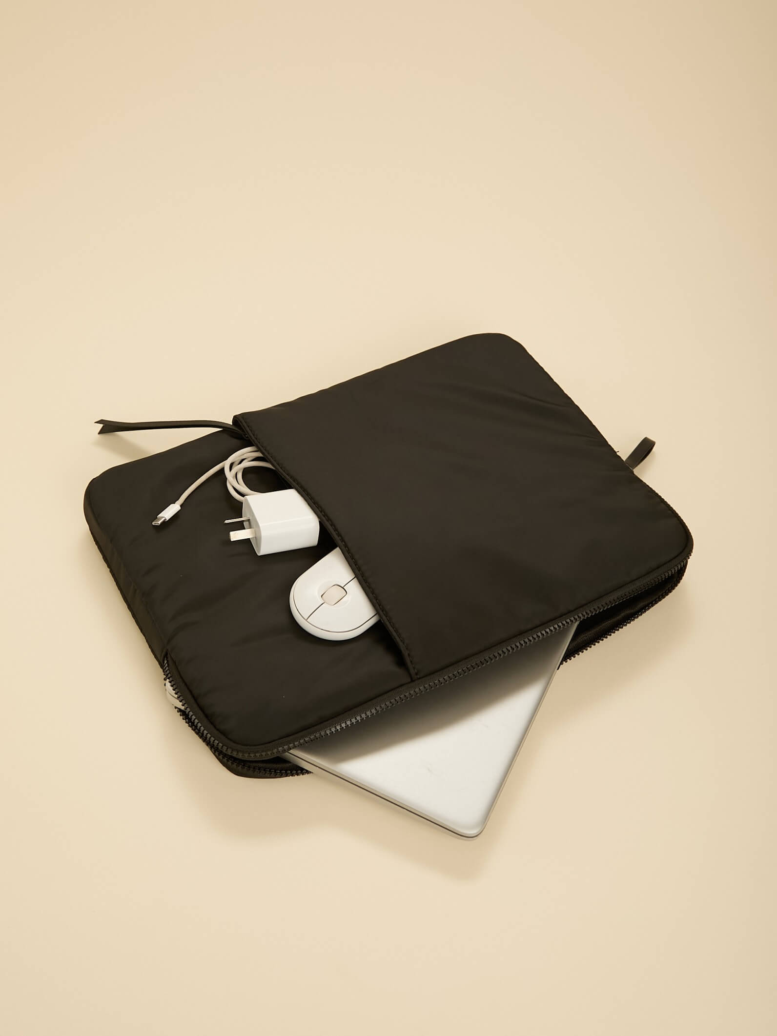 Porta Notebook Amalia Negro