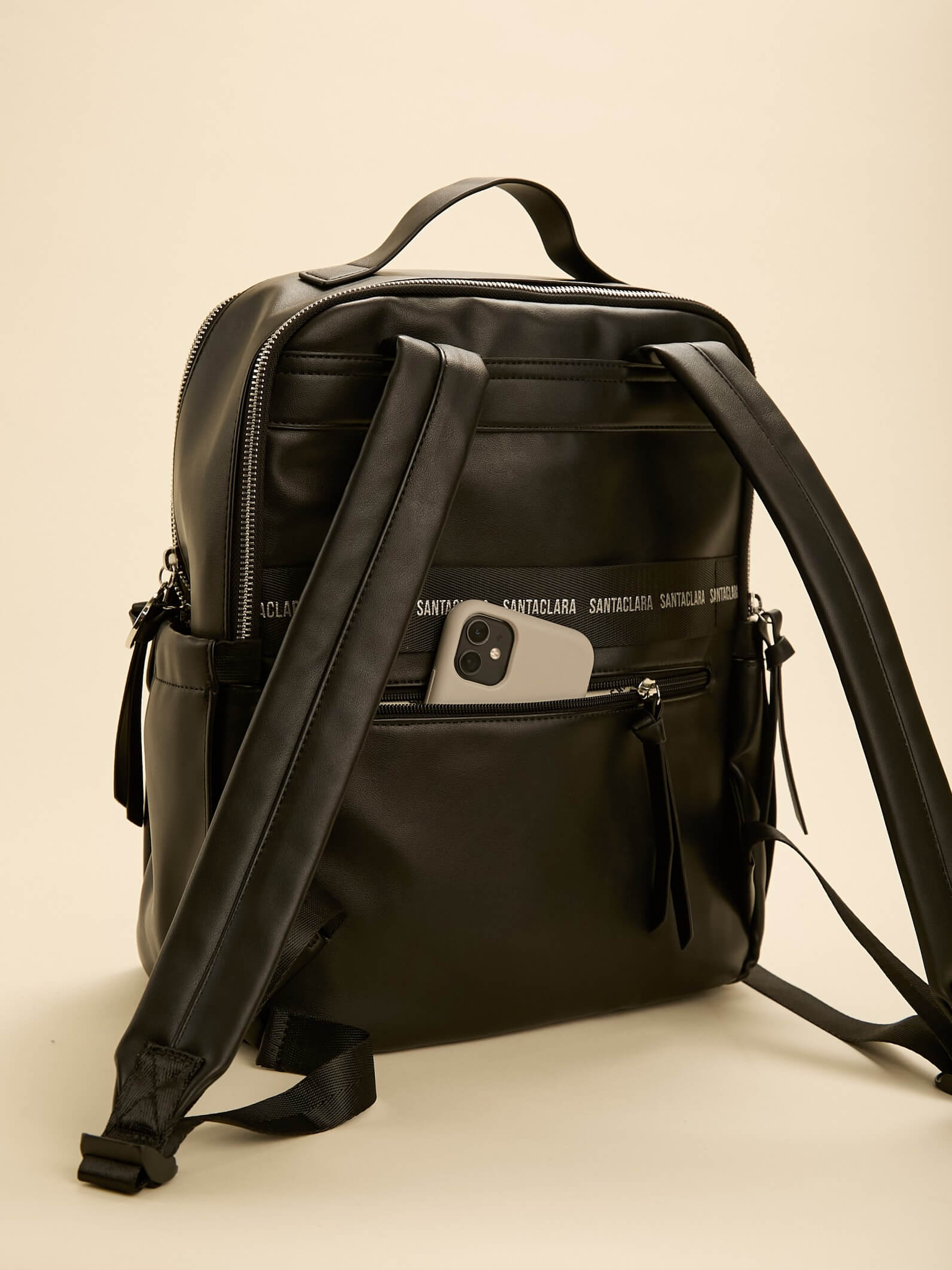 Mochila Porta Notebook Carmela Negro