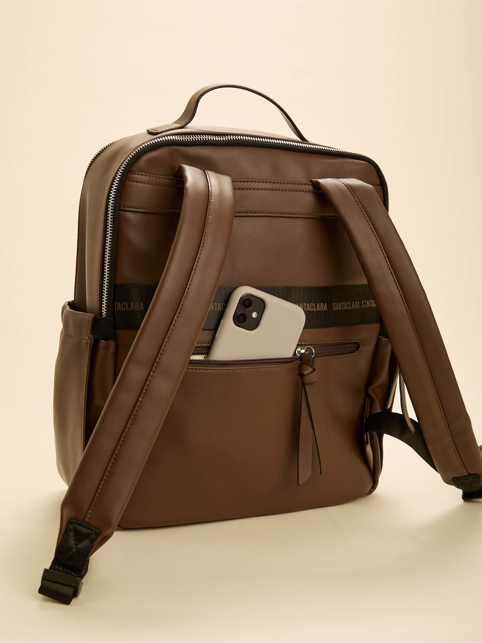 Mochila Porta Notebook Carmela Chocolate