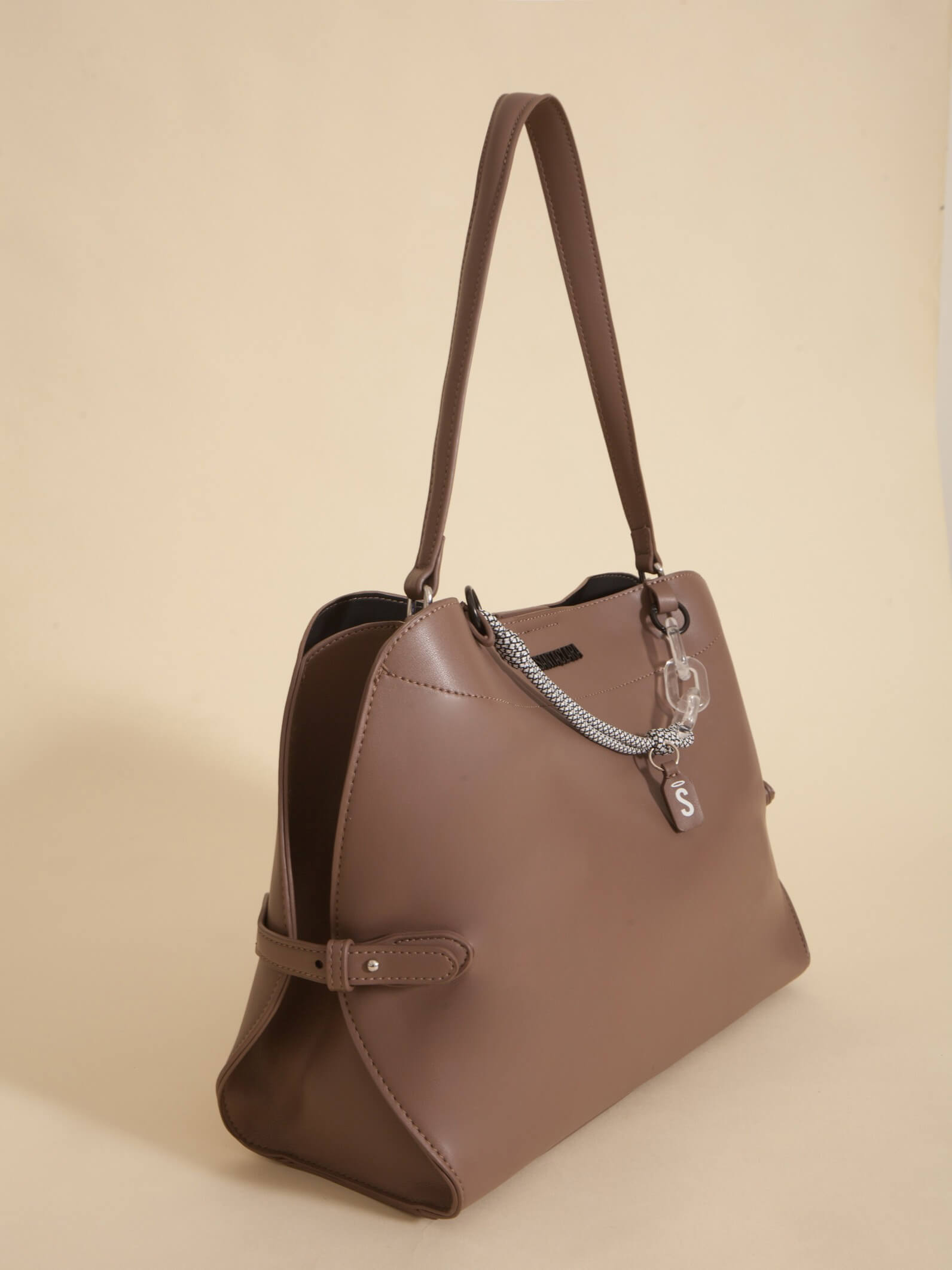 Cartera Navy Charm Chocolate