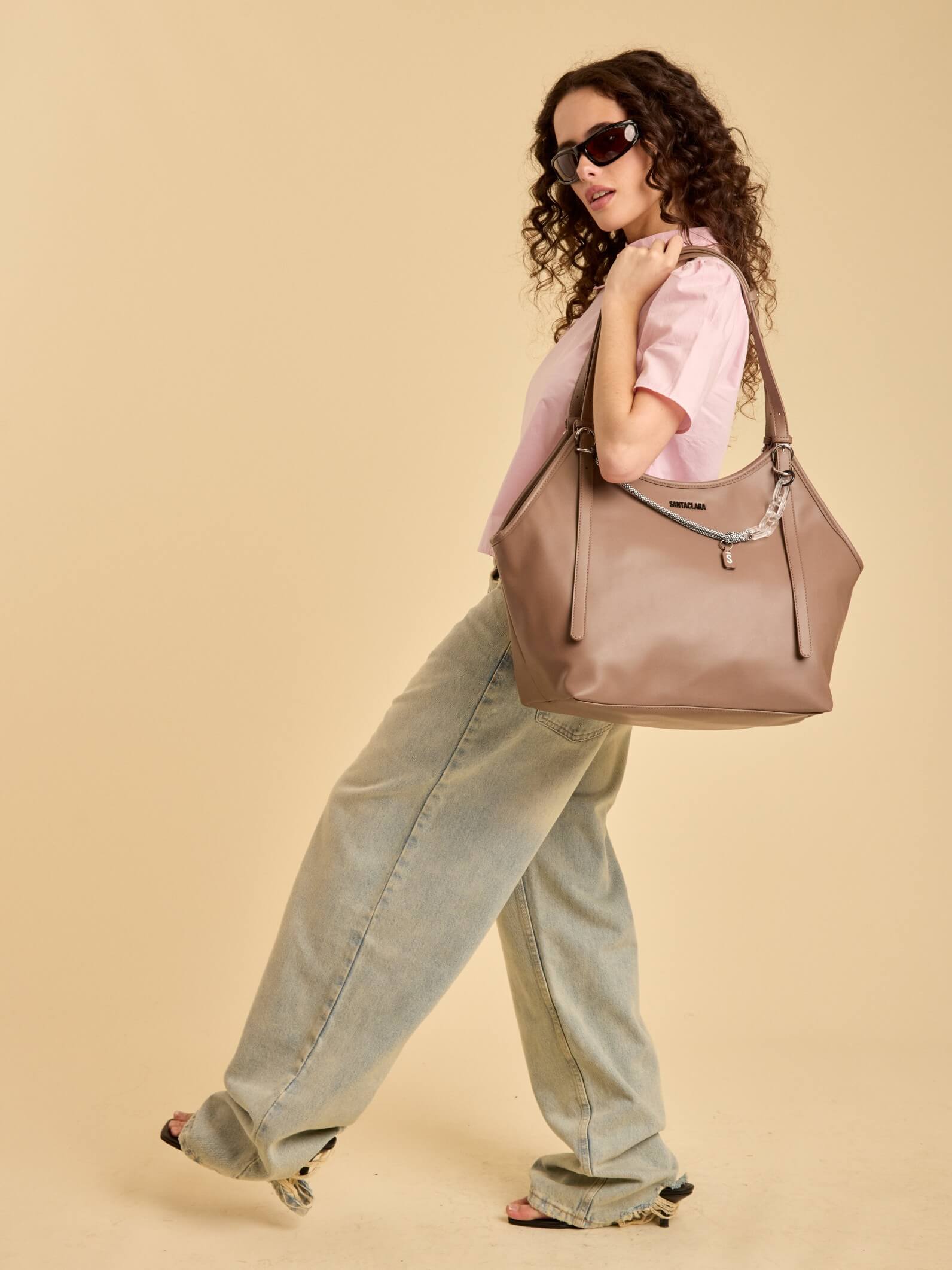 Cartera Shopper Navy Charm Chocolate