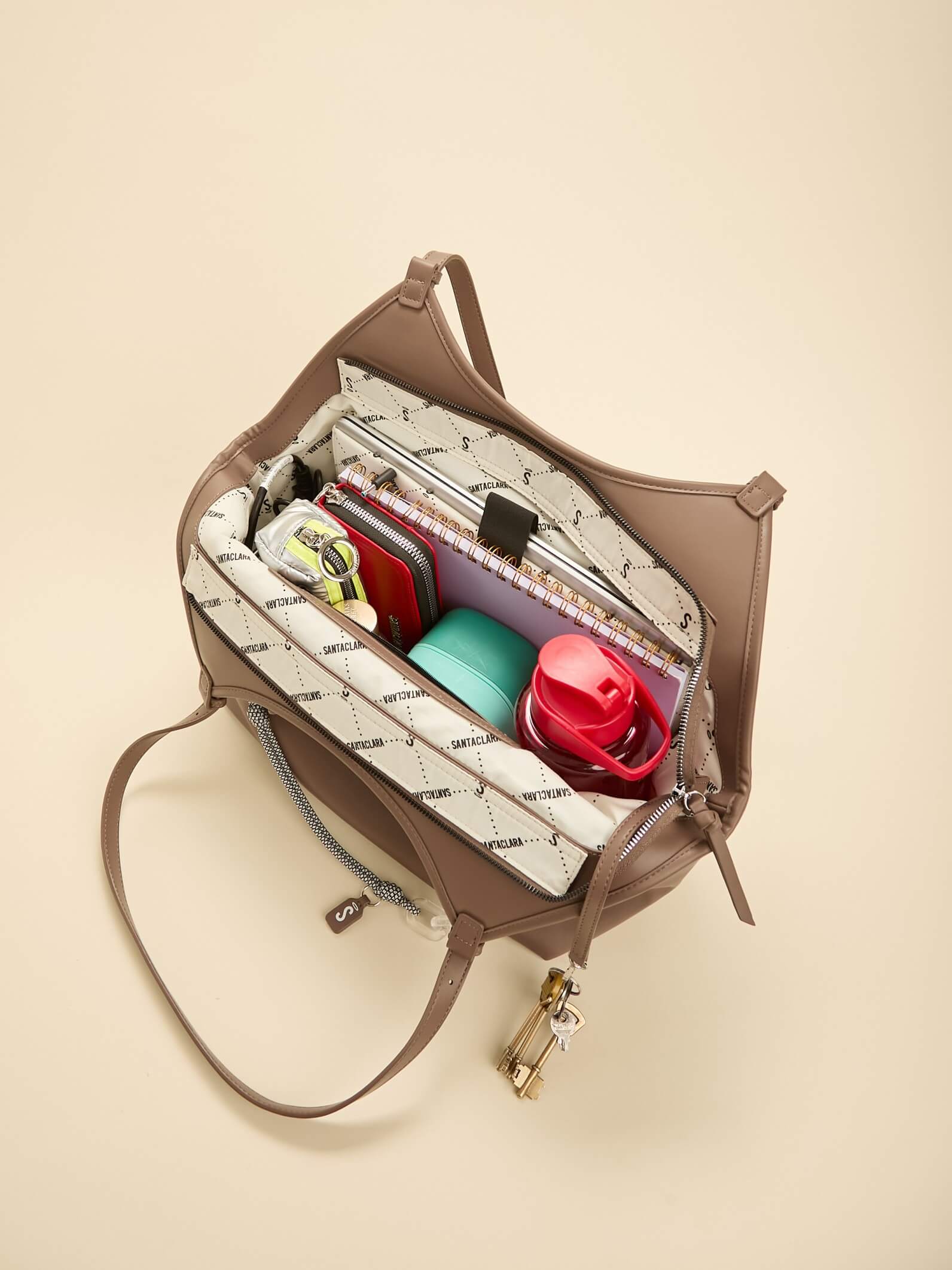 Cartera Shopper Navy Charm Chocolate